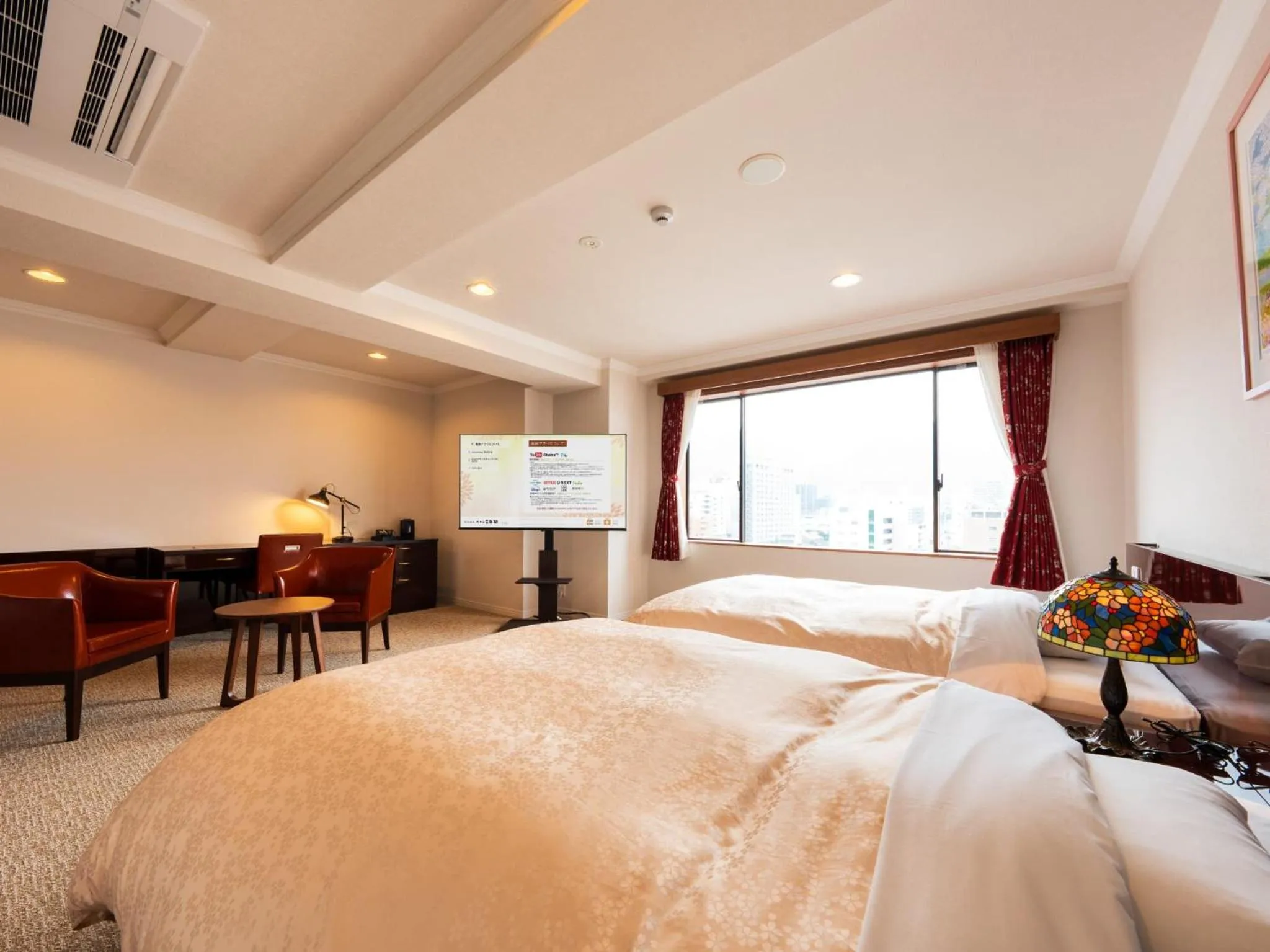 Photo of the whole room, Bed in BeppuOnsen Hotel Sansenkaku