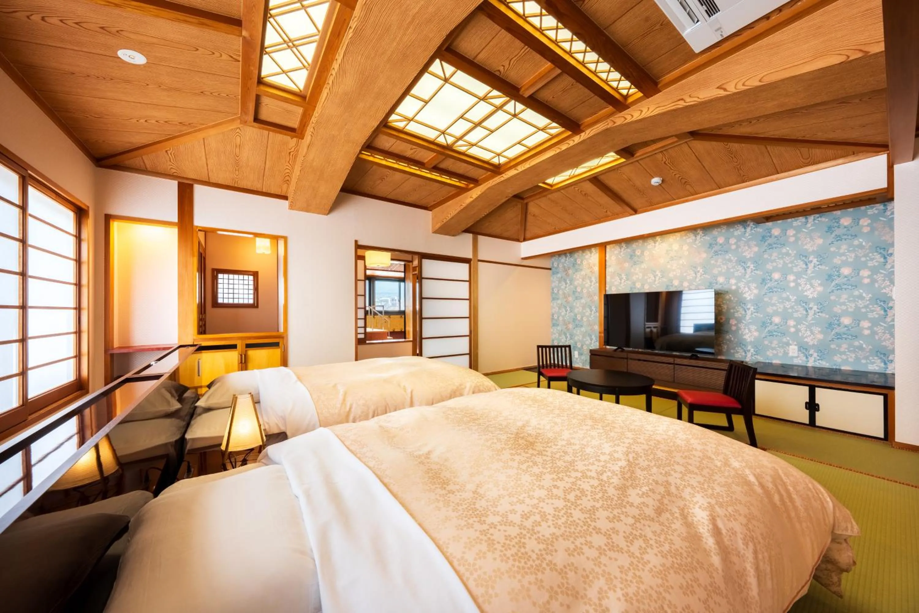 Photo of the whole room, Bed in BeppuOnsen Hotel Sansenkaku