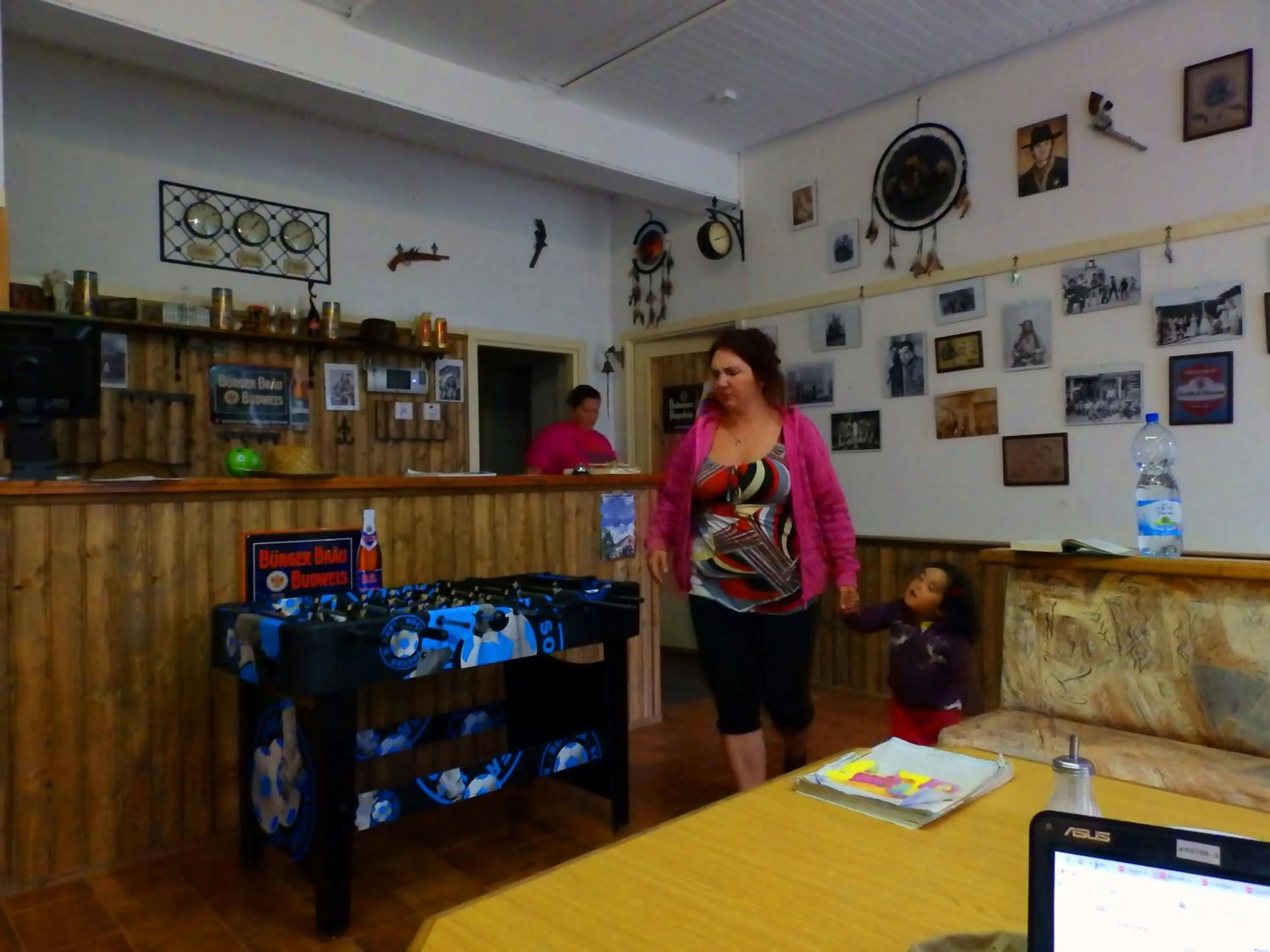 Entertainment in Kempink U Šerifa