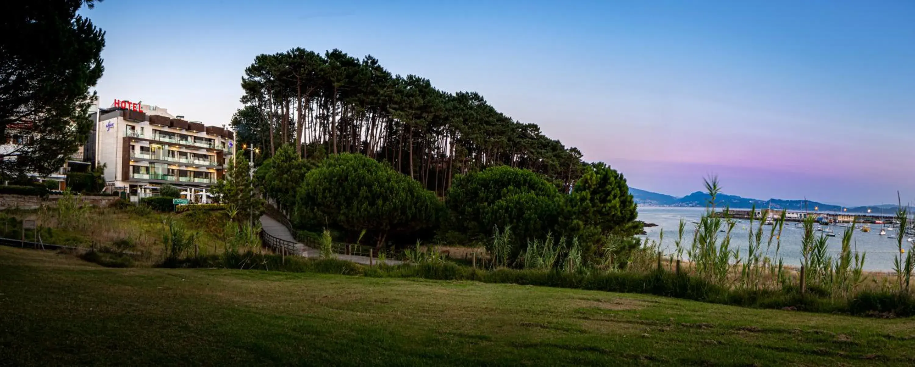 Property building in Hotel Inffinit Sanxenxo Property building in Hotel Inffinit Sanxenxo