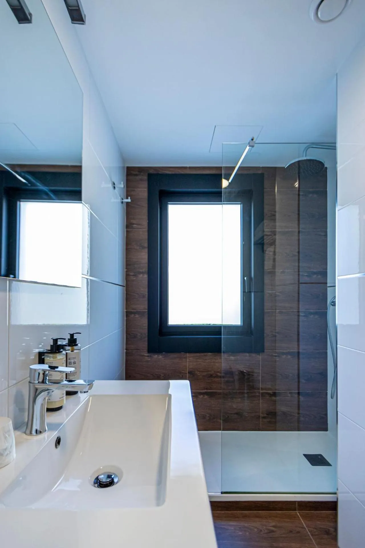 Shower in Hotel Inffinit Sanxenxo