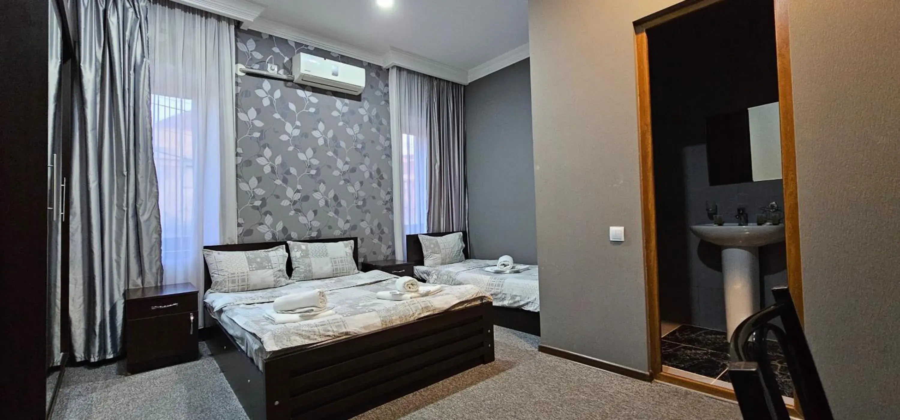Double Room with Extra Bed in 7 Rooms Double Room with Extra Bed in 7 Rooms