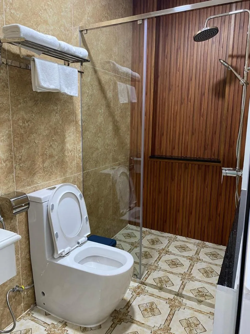 Toilet in Cozy 86 Homestay