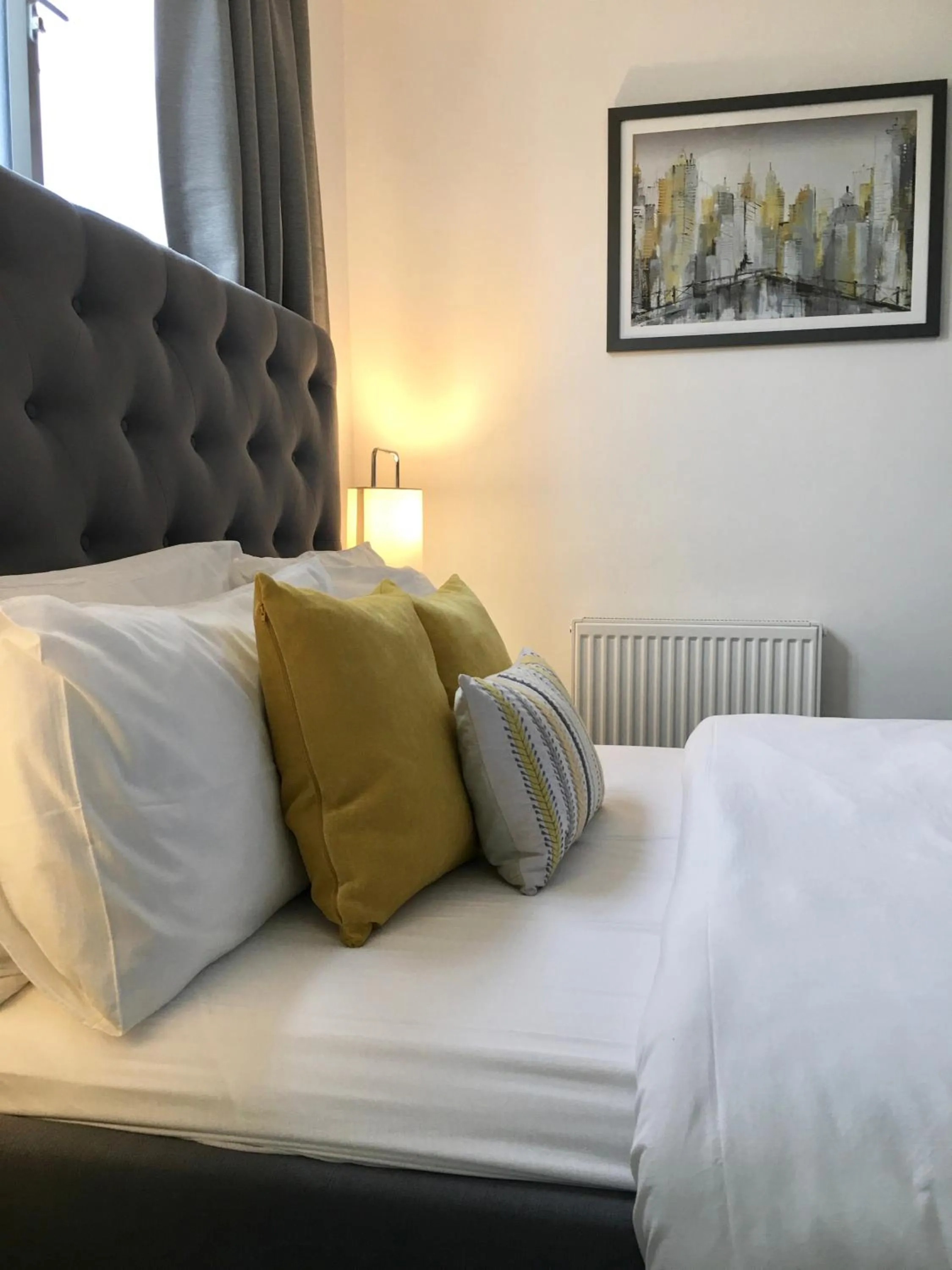 Bed in Chadberry House Hotel