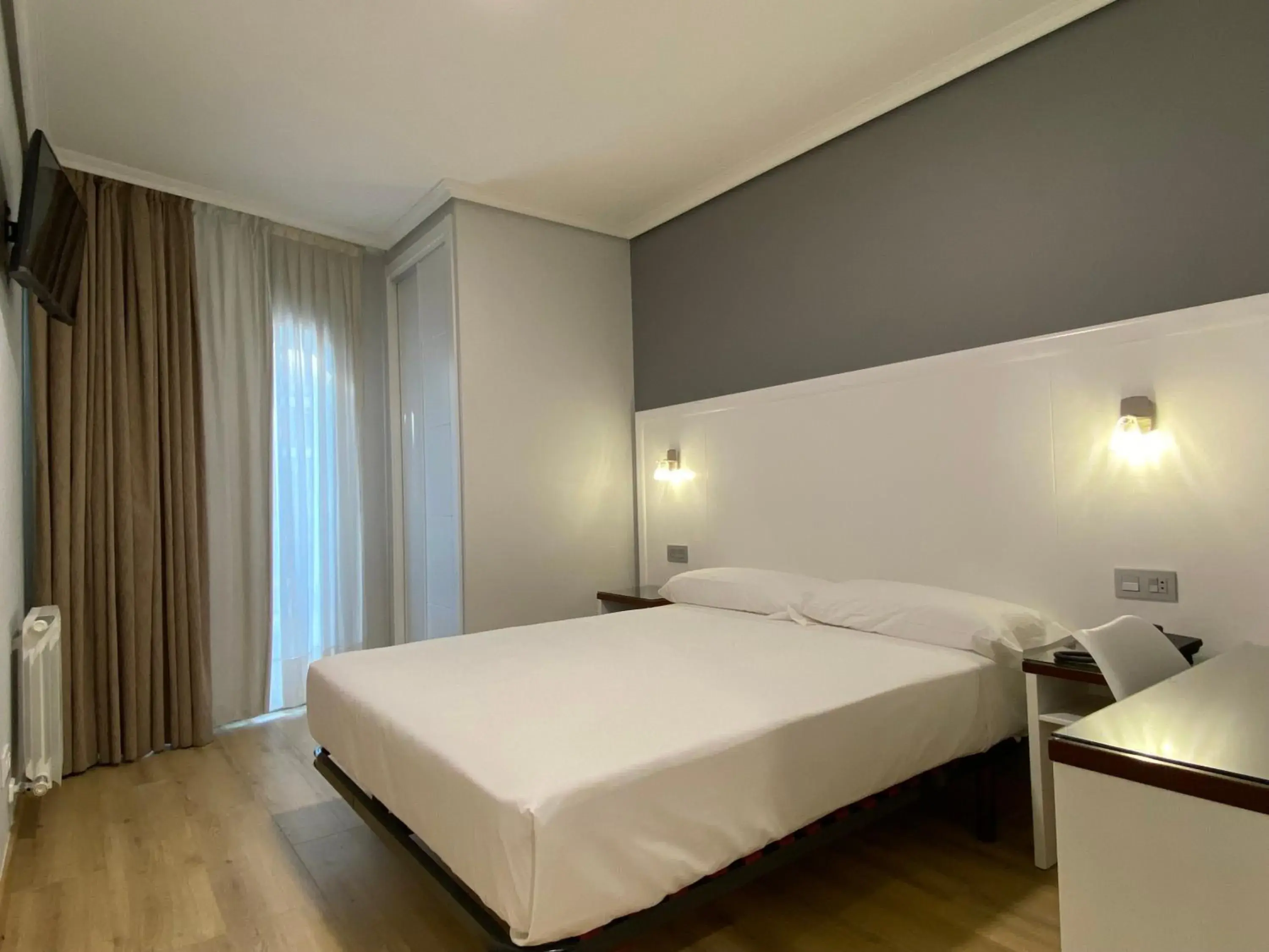 Bed in Hotel Arsus Bed in Hotel Arsus