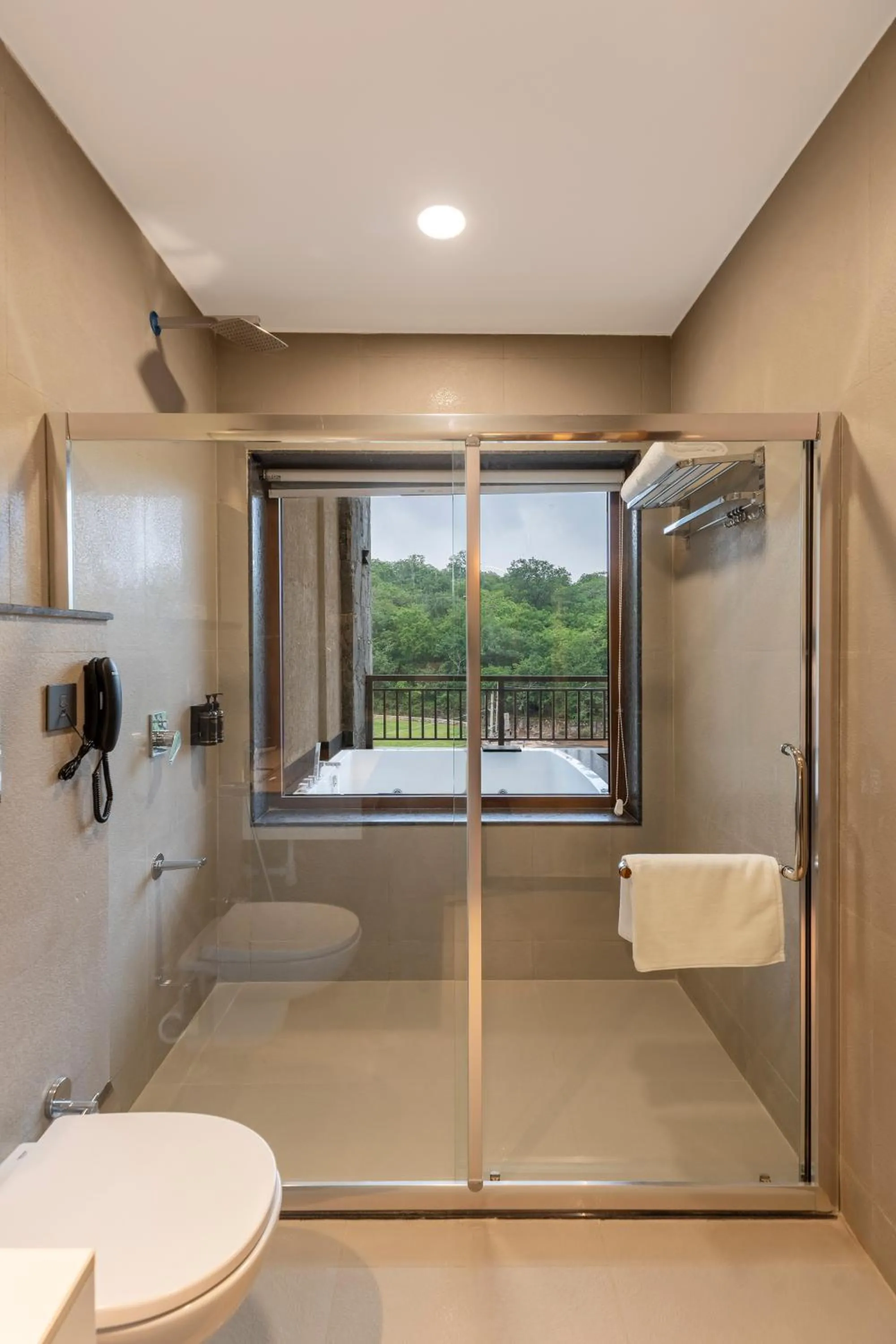 Bathroom in Namoka The Fort Resort, Kumbhalgarh