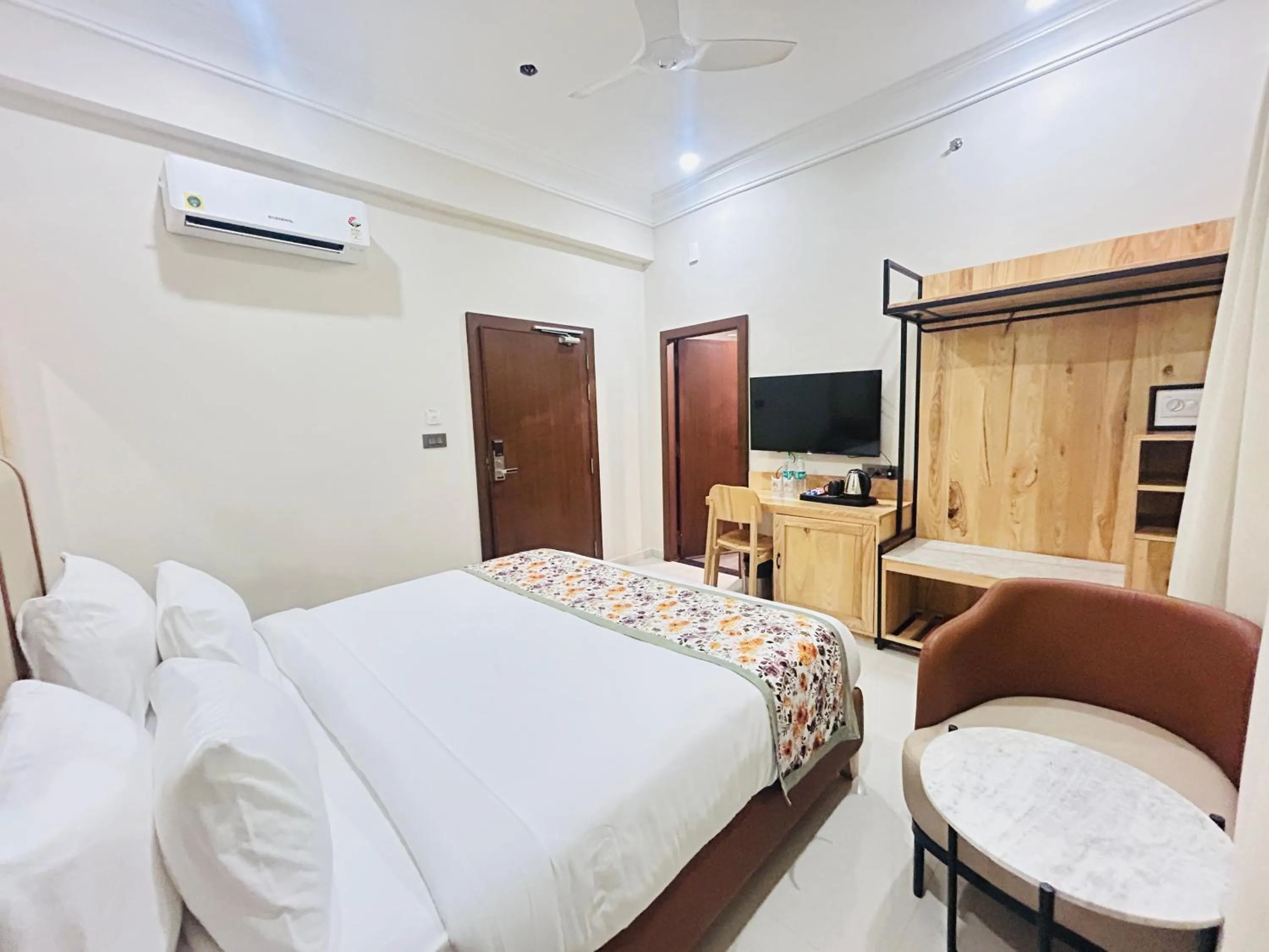 Bedroom, Bed in Namoka The Fort Resort, Kumbhalgarh