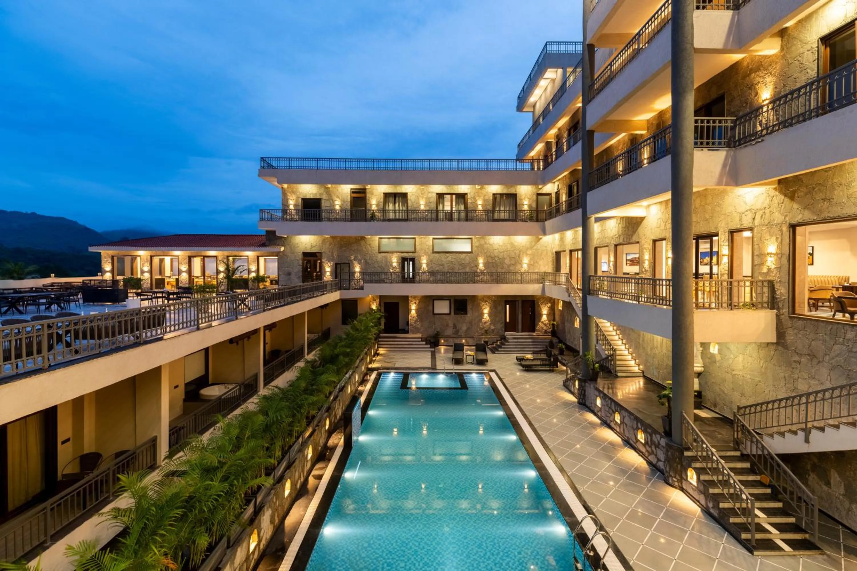 Swimming pool in Namoka The Fort Resort, Kumbhalgarh