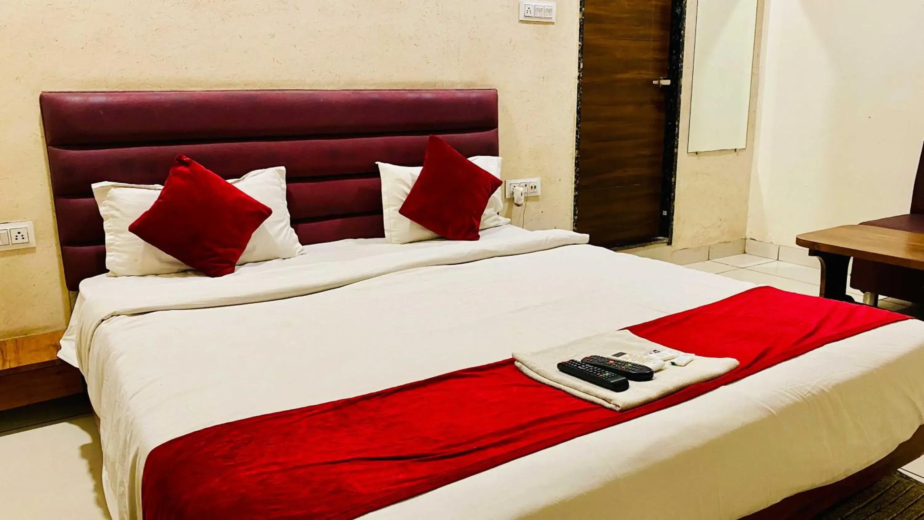 Bed in Hotel Sukh Vilas Bed in Hotel Sukh Vilas