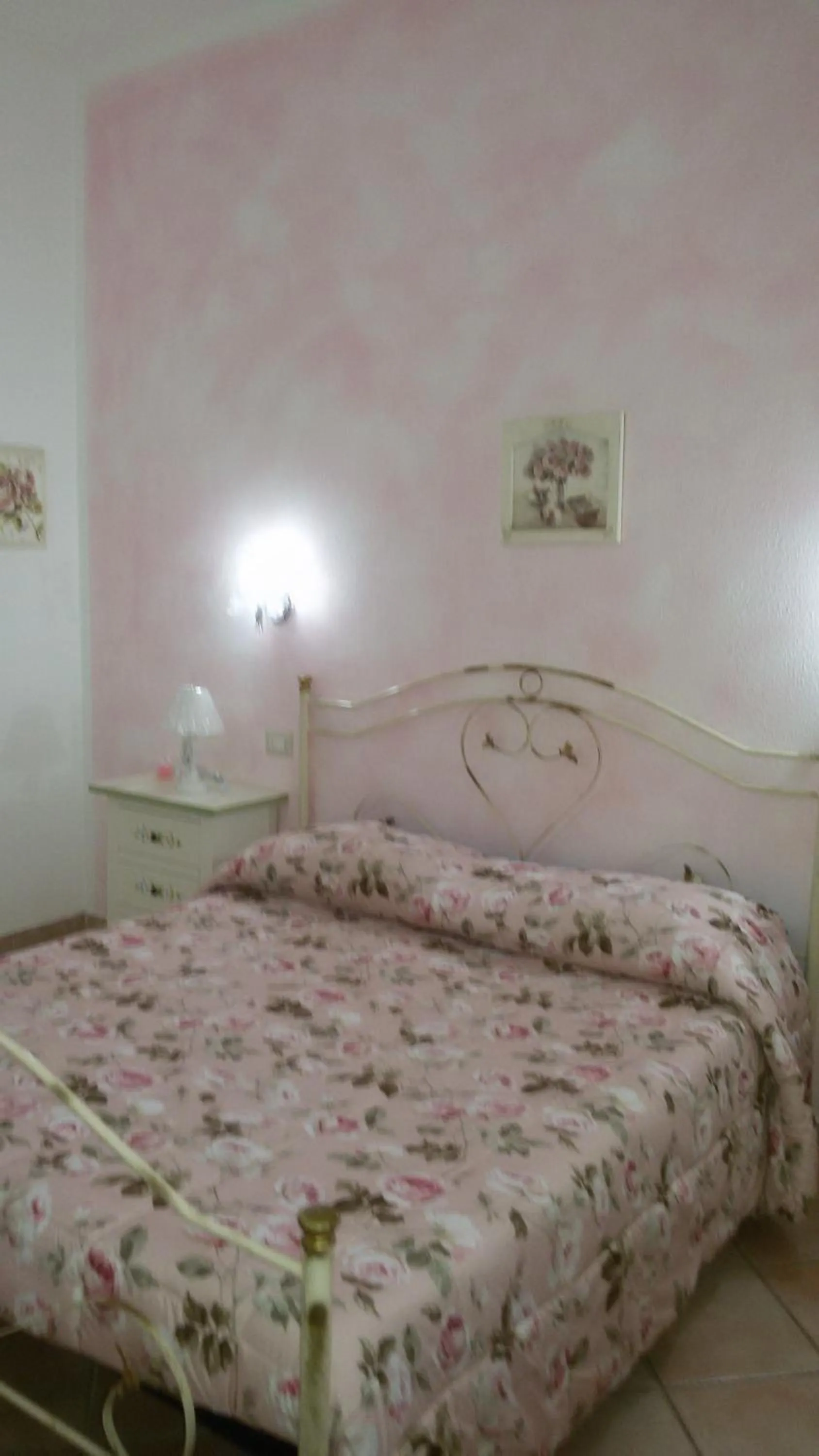 Photo of the whole room in B&B Le Rose