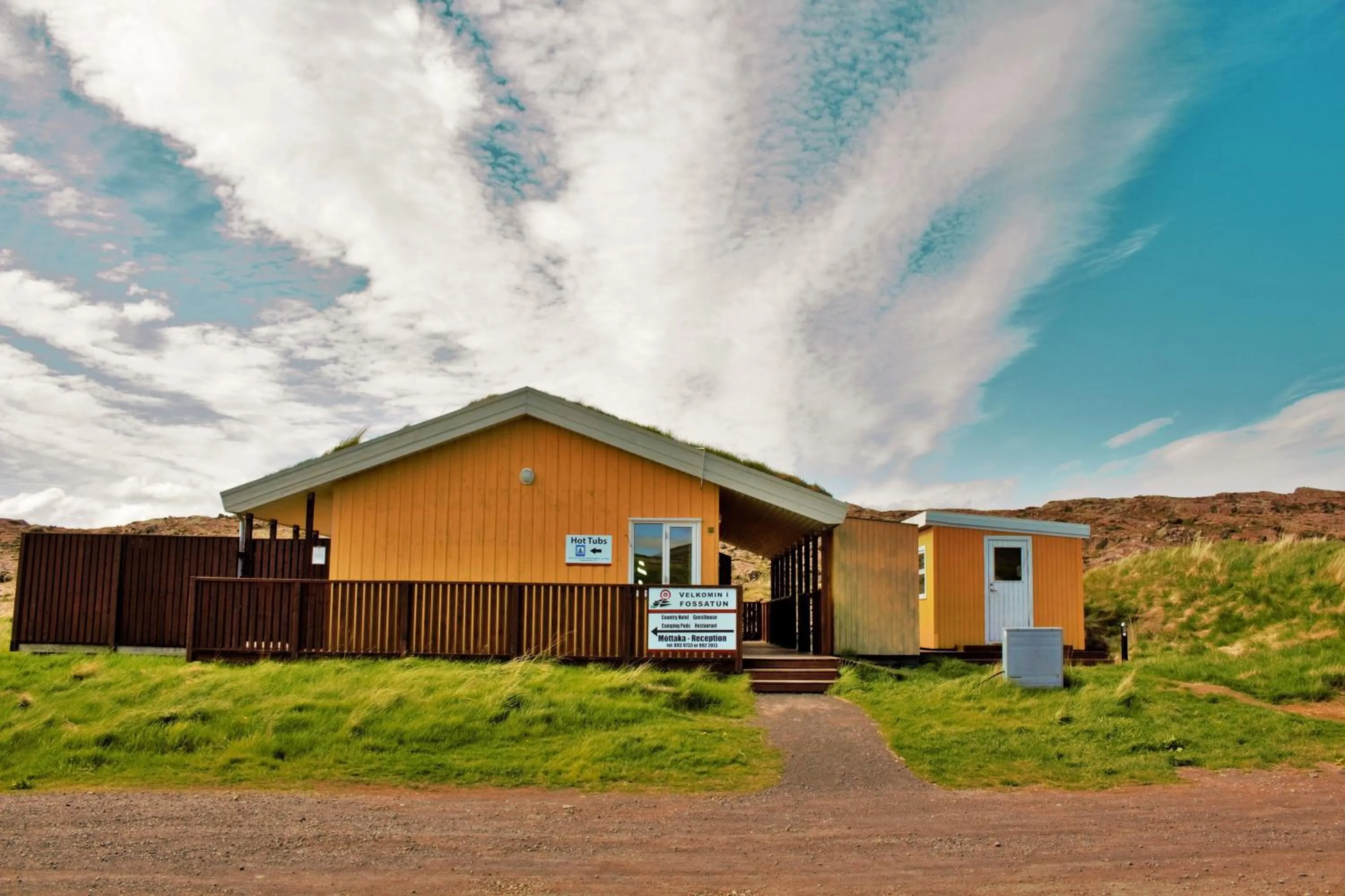 Area and facilities in Fossatun Camping Pods & Cottages - Sleeping Bag Accommodation