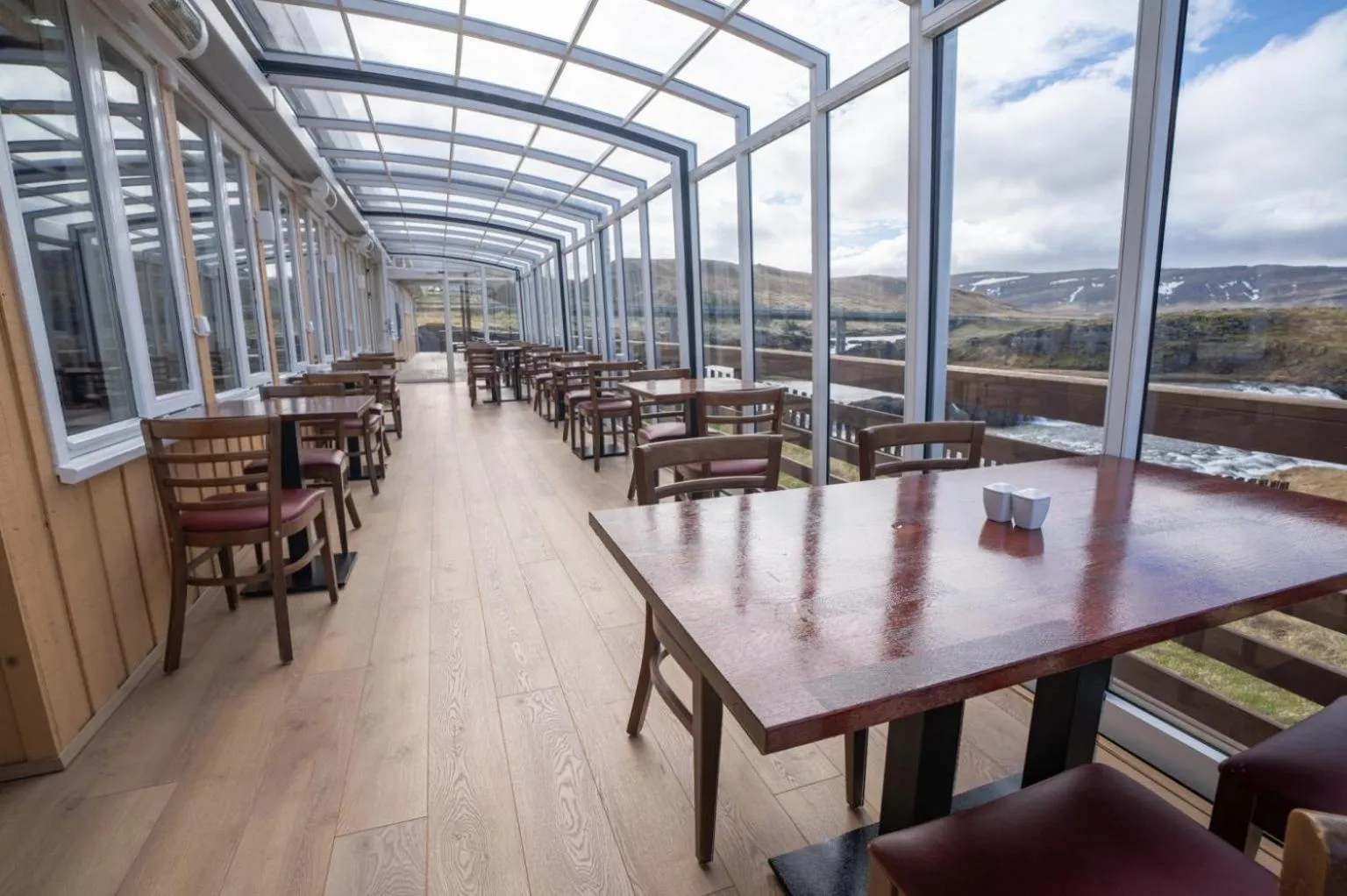 Restaurant/places to eat in Fossatun Camping Pods & Cottages - Sleeping Bag Accommodation