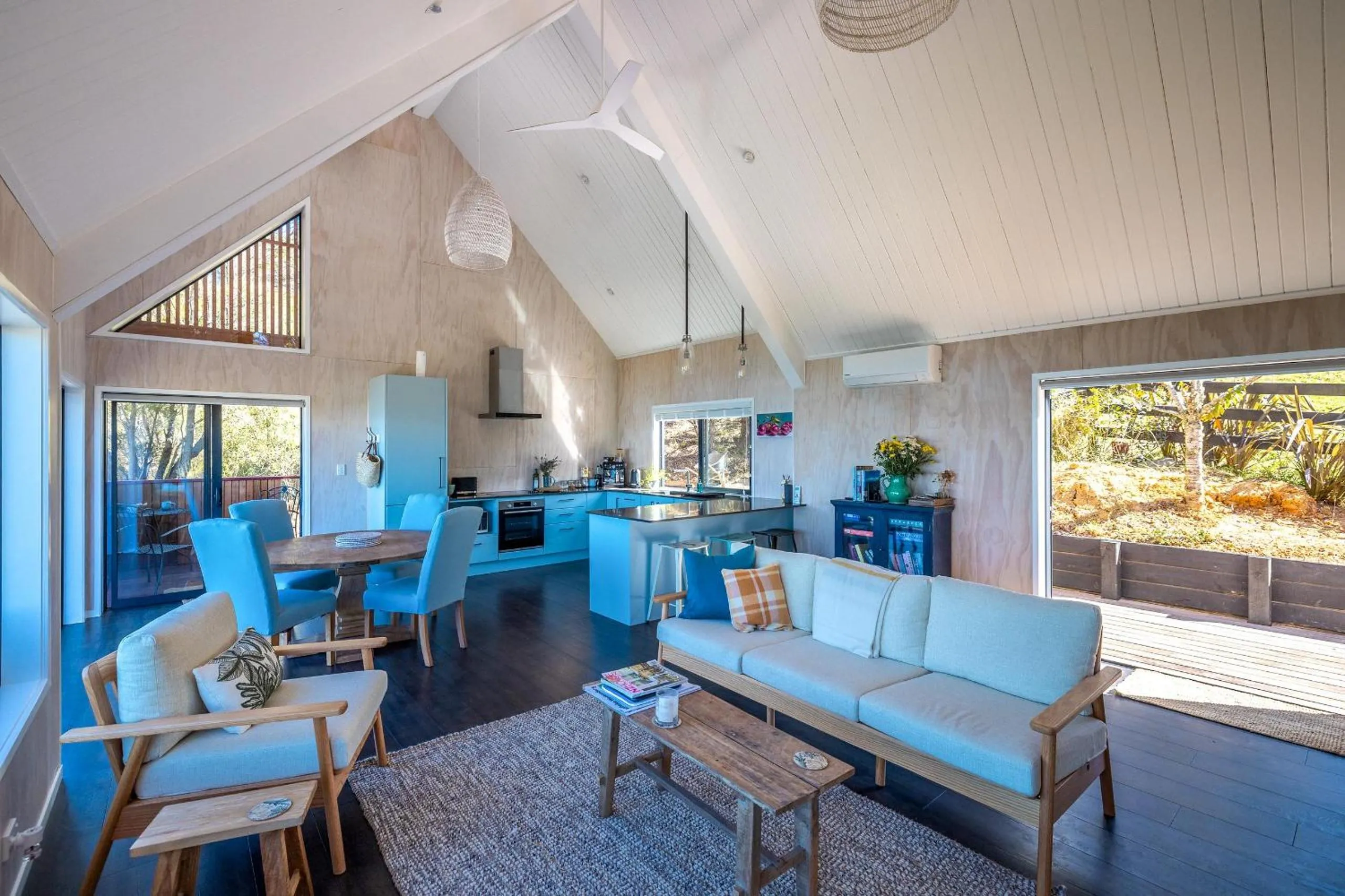 Woodside Bay Cottage, Woodside Bay - Be My Guest Waiheke