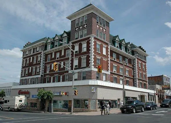 Kenricia Hotel