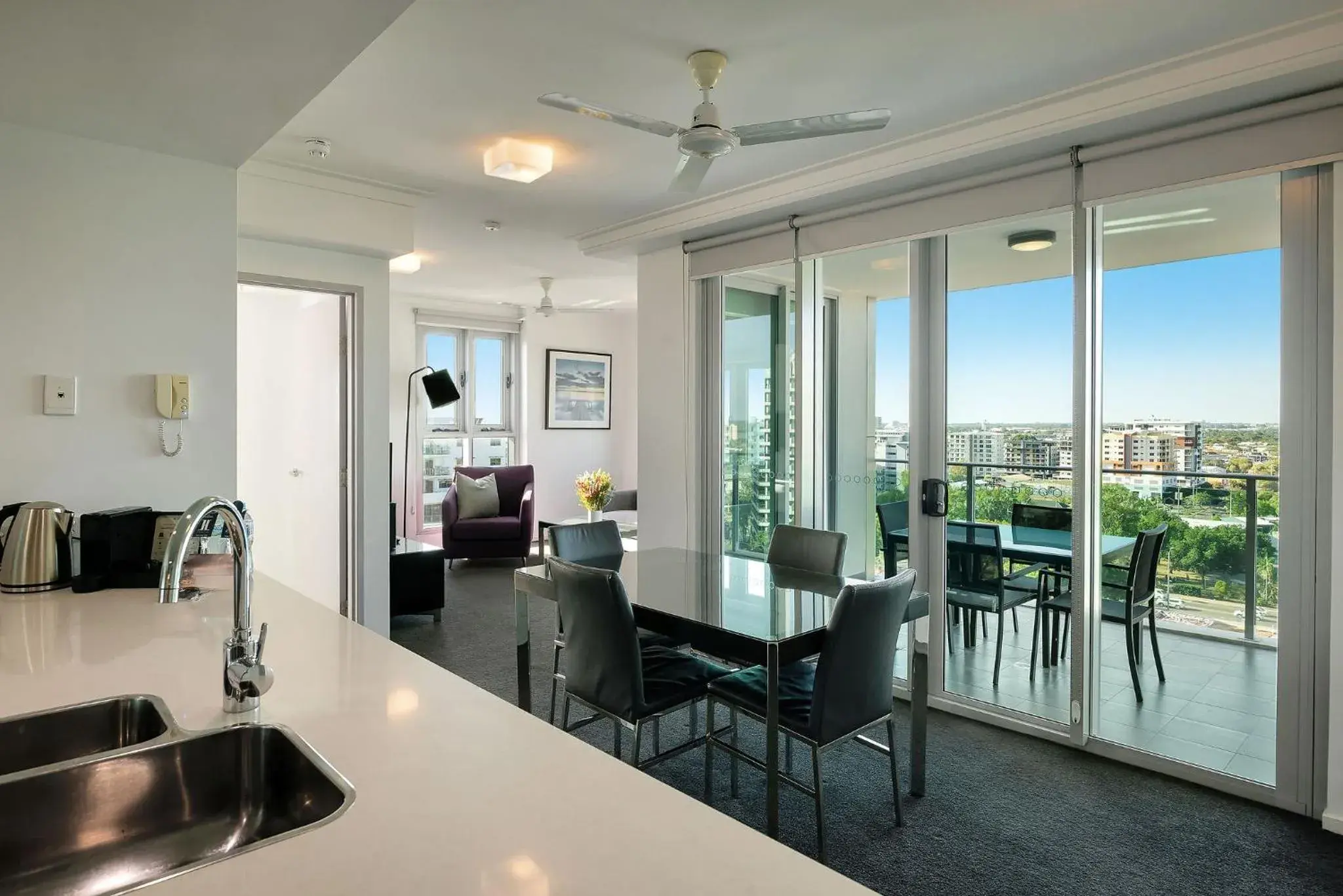 One-Bedroom Executive Apartment in H on Mitchell Apartment Hotel One-Bedroom Executive Apartment in H on Mitchell Apartment Hotel