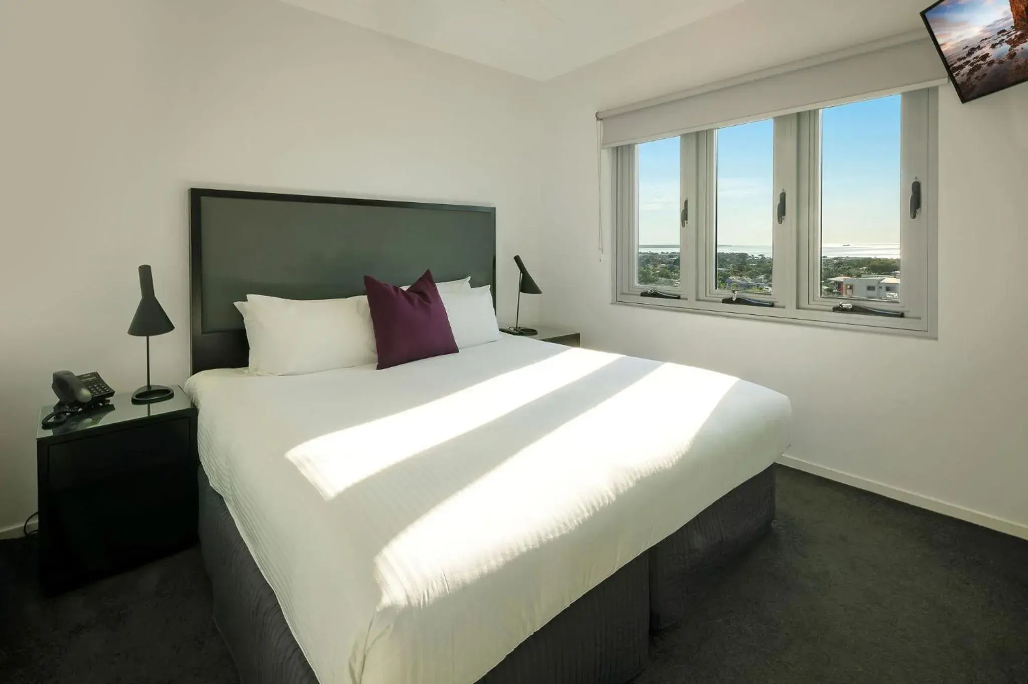 Bed in H on Mitchell Apartment Hotel Bed in H on Mitchell Apartment Hotel