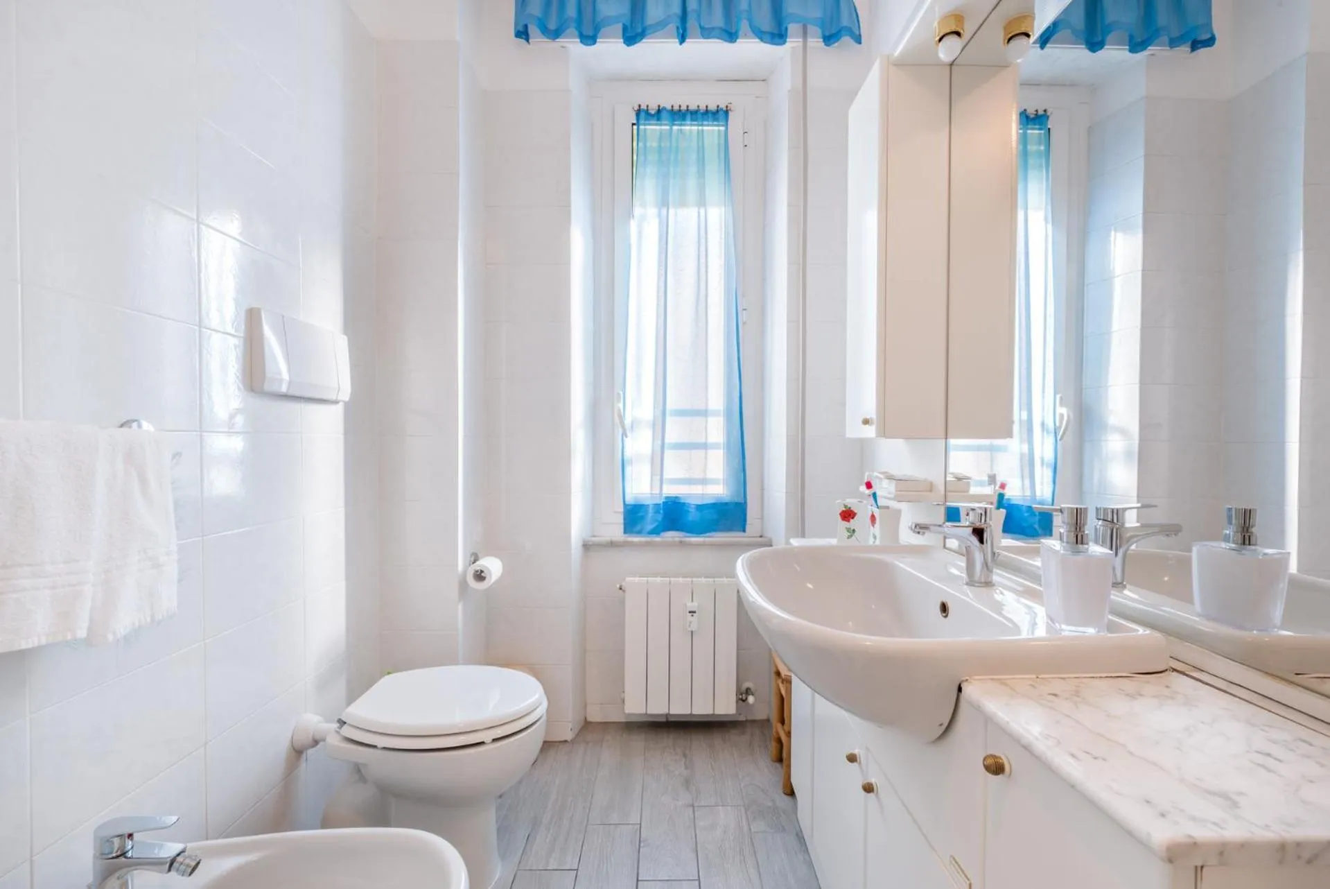 Bathroom in Lia Rooms 2