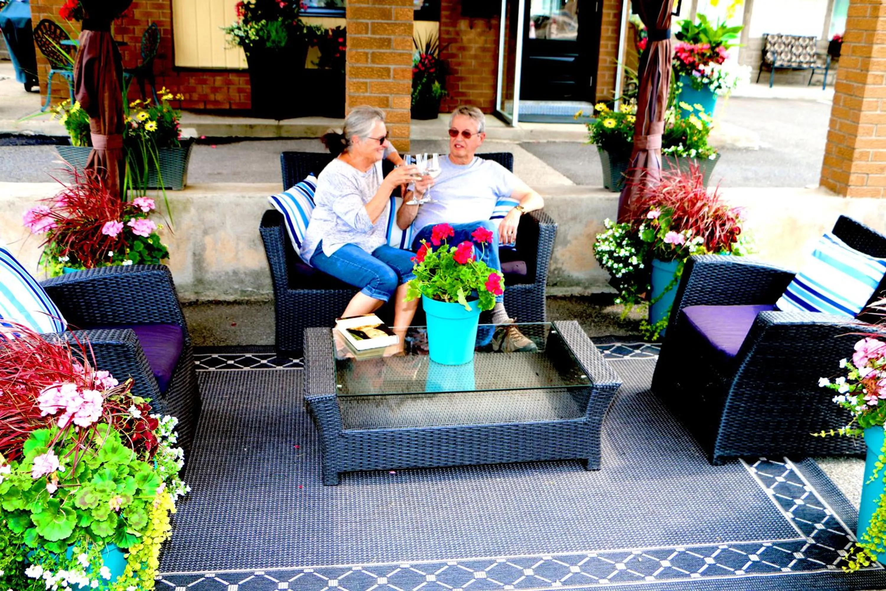 People in Motel Centre-Ville