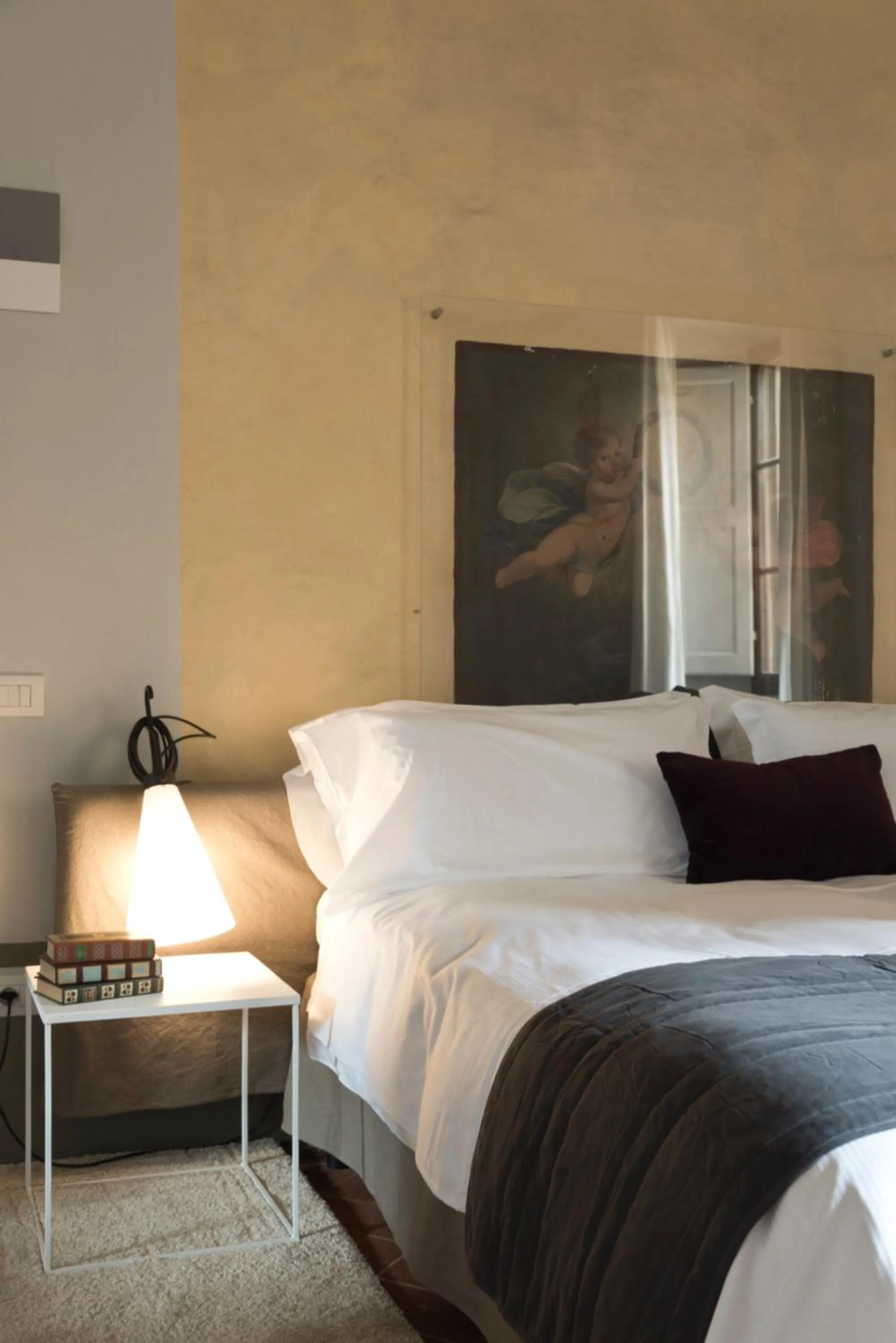 Bed in The Artists' Palace Florence