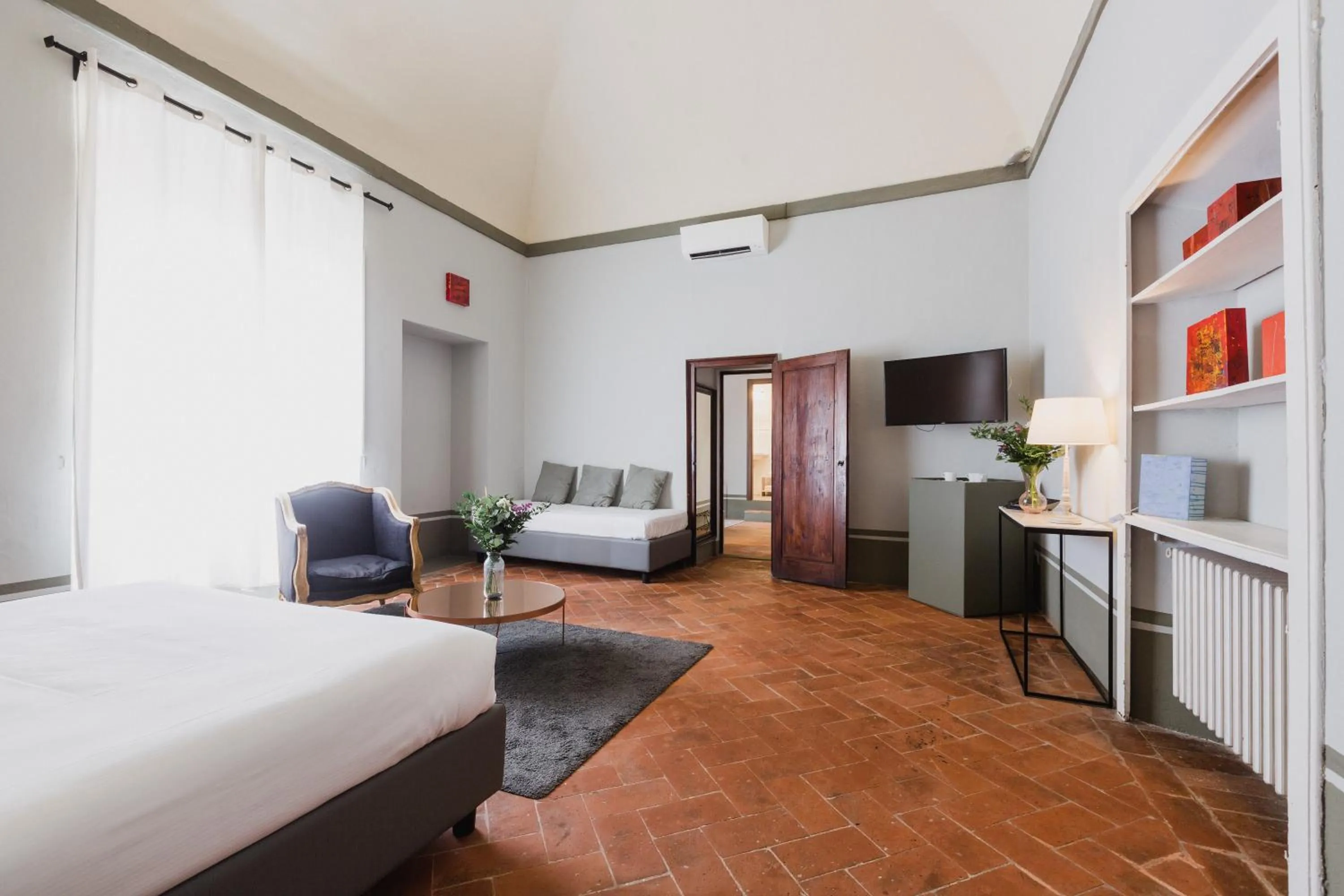 TV and multimedia in The Artists' Palace Florence