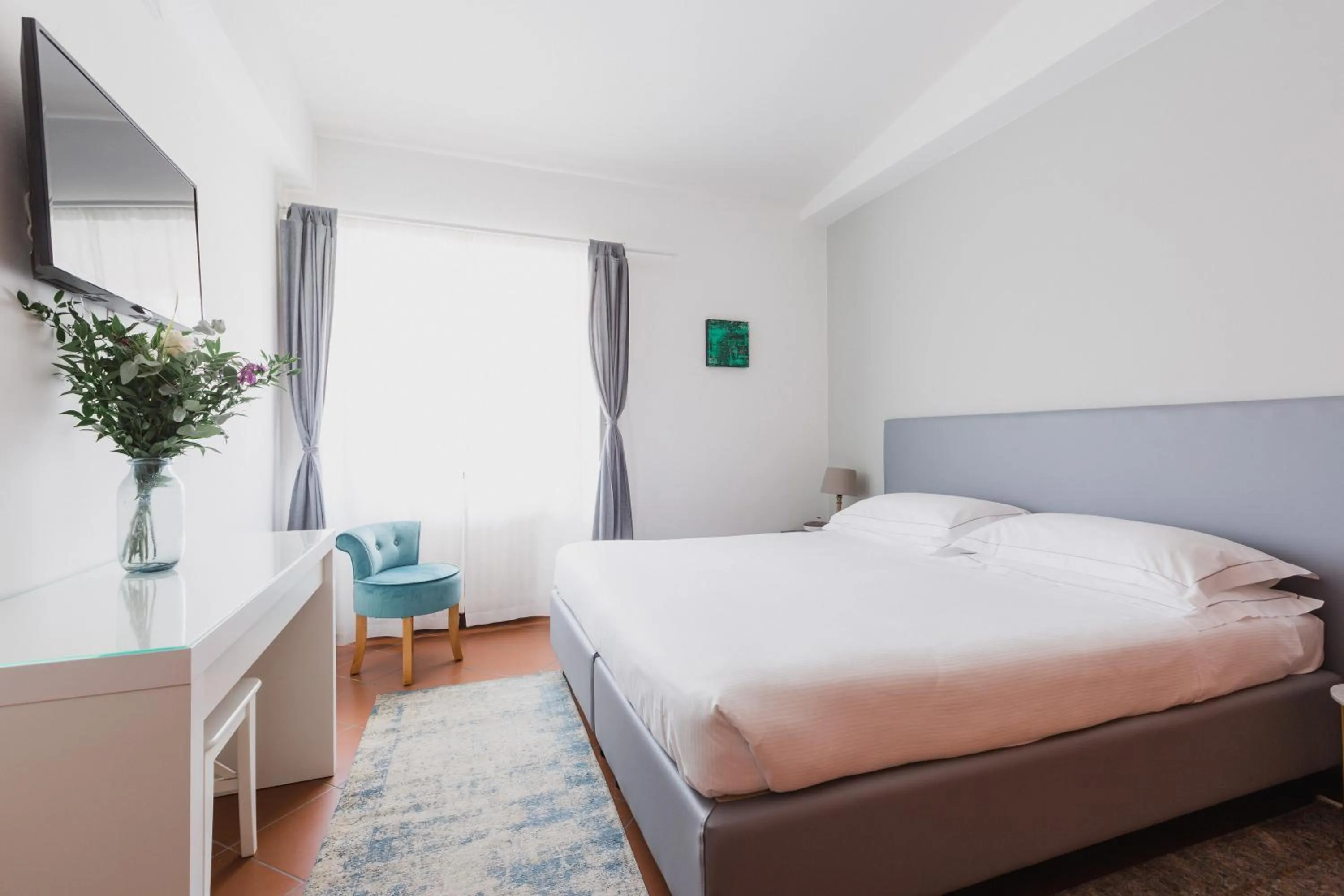 Bed in The Artists' Palace Florence