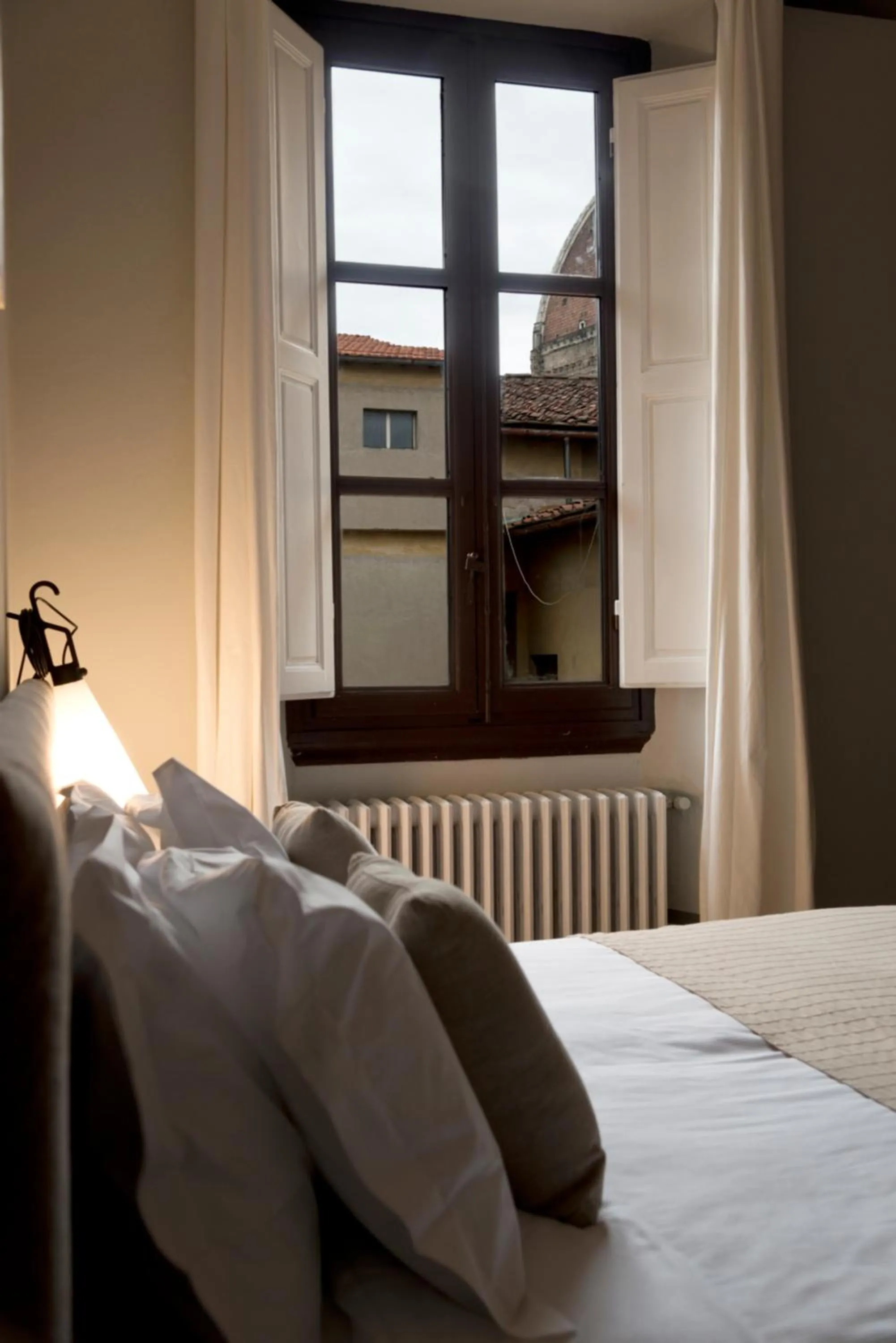 Bed in The Artists' Palace Florence