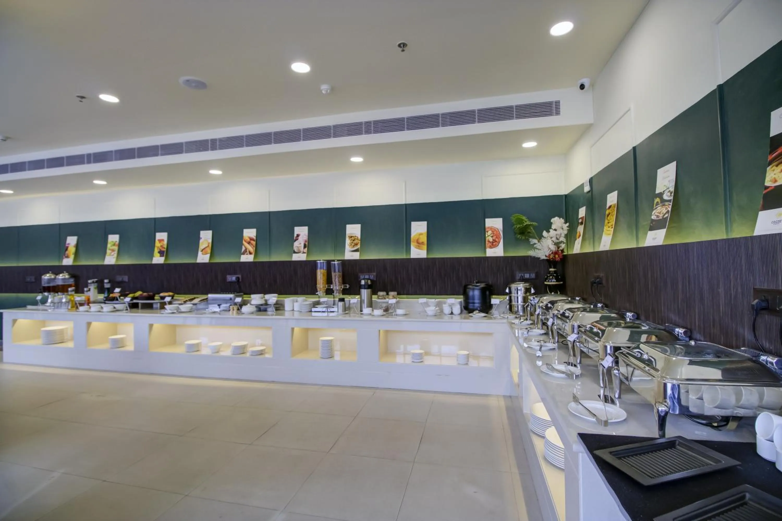 Restaurant/places to eat in The Bindal Hotel