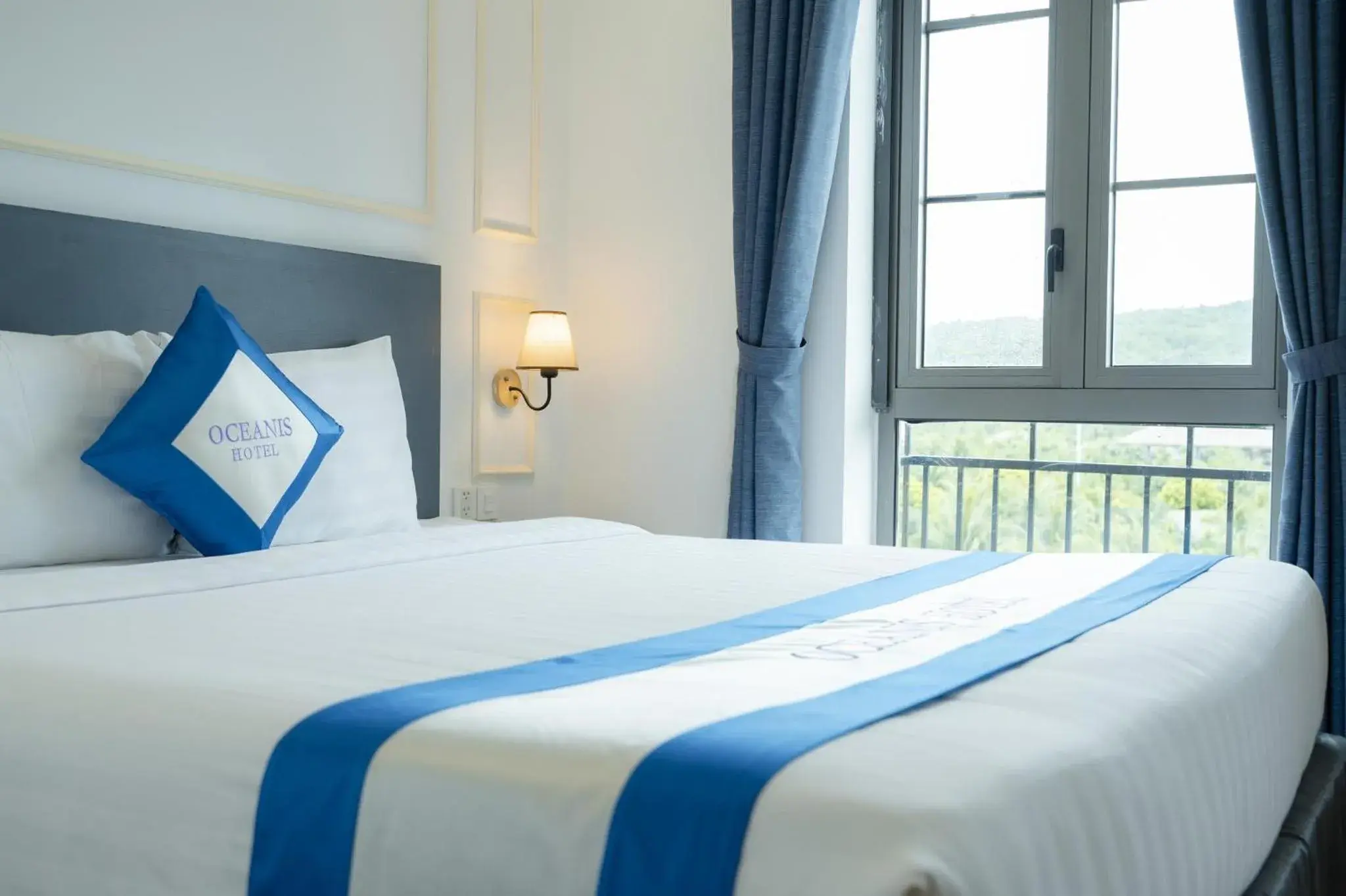 Bedroom, Bed in Oceanis Hotel Bedroom, Bed in Oceanis Hotel