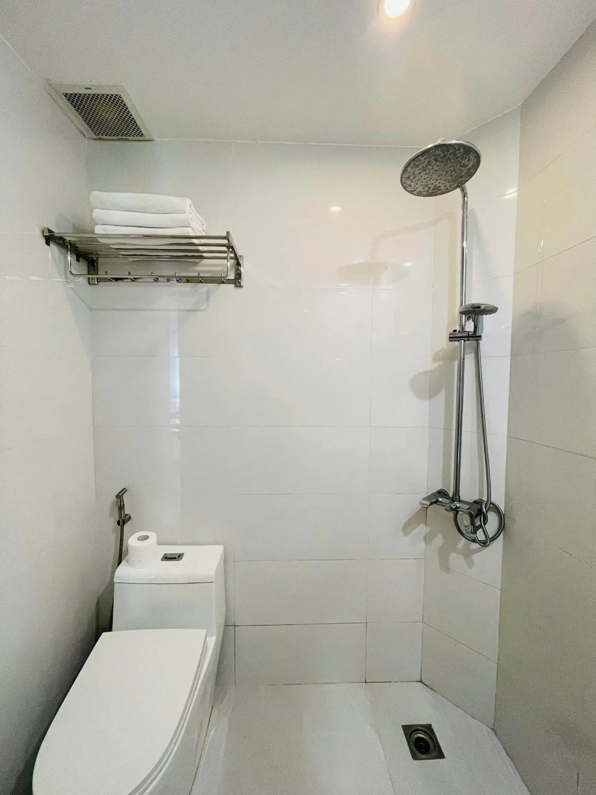 Shower in Oceanis Hotel