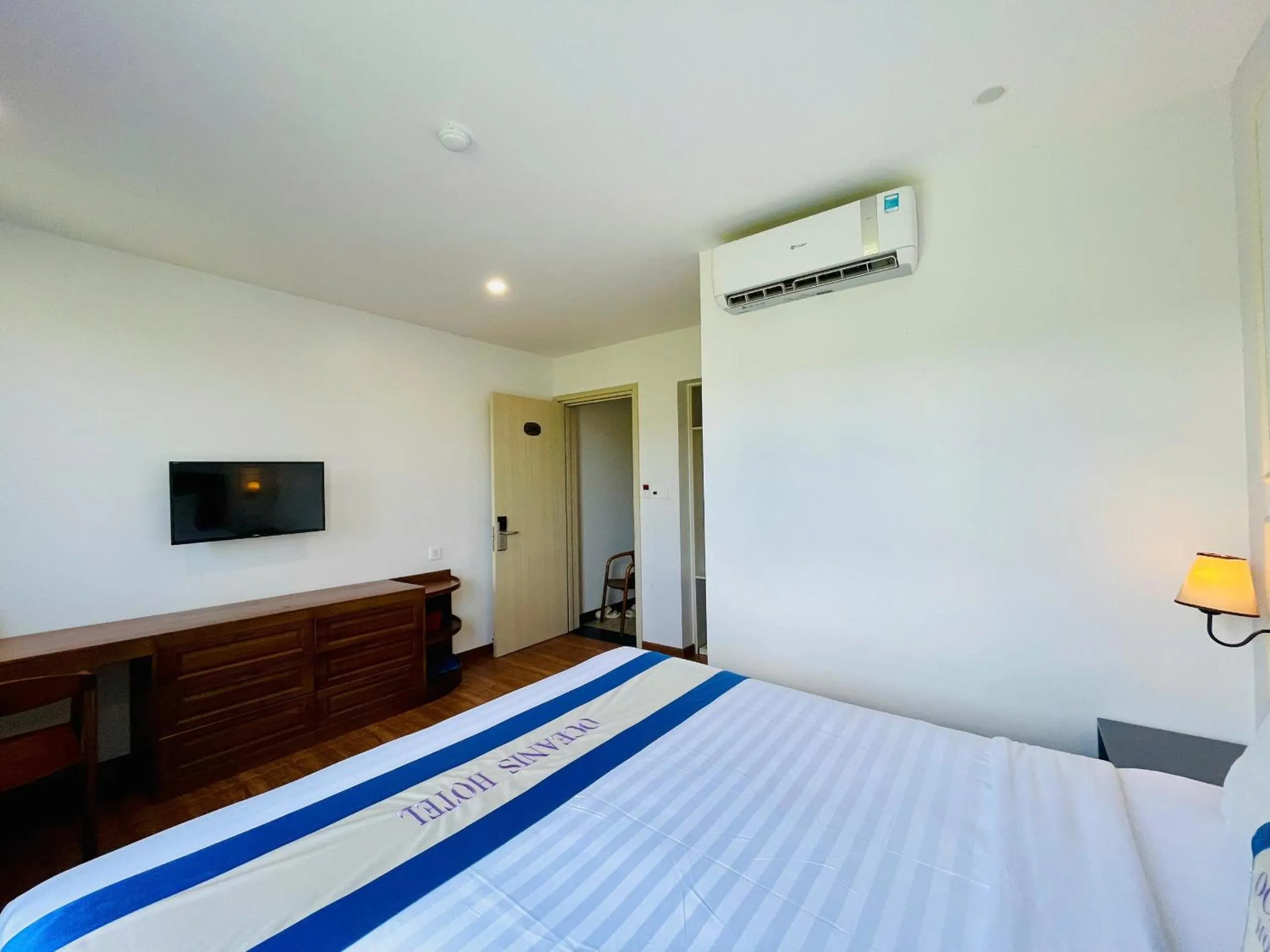 Bed in Oceanis Hotel