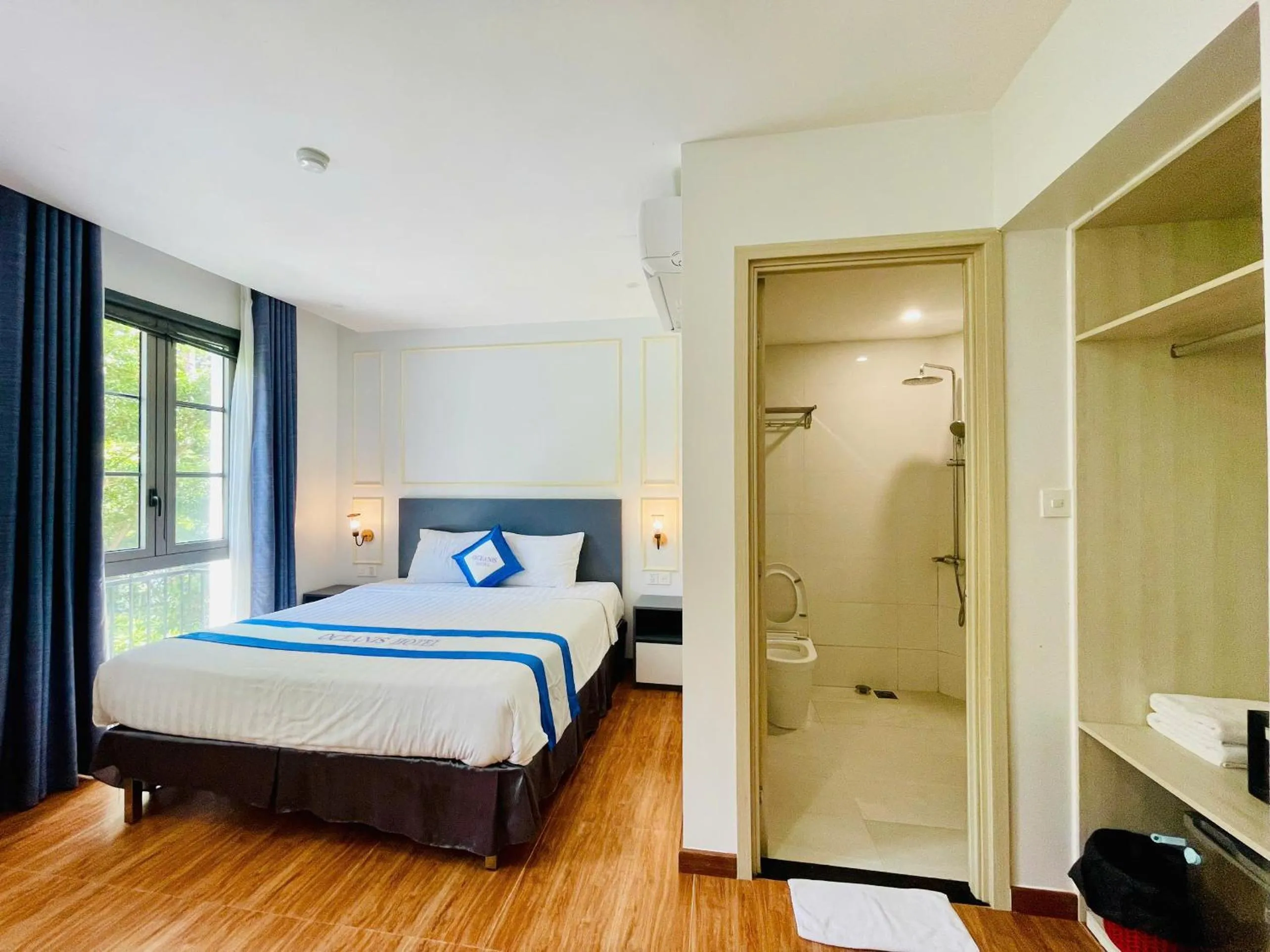 Bed in Oceanis Hotel