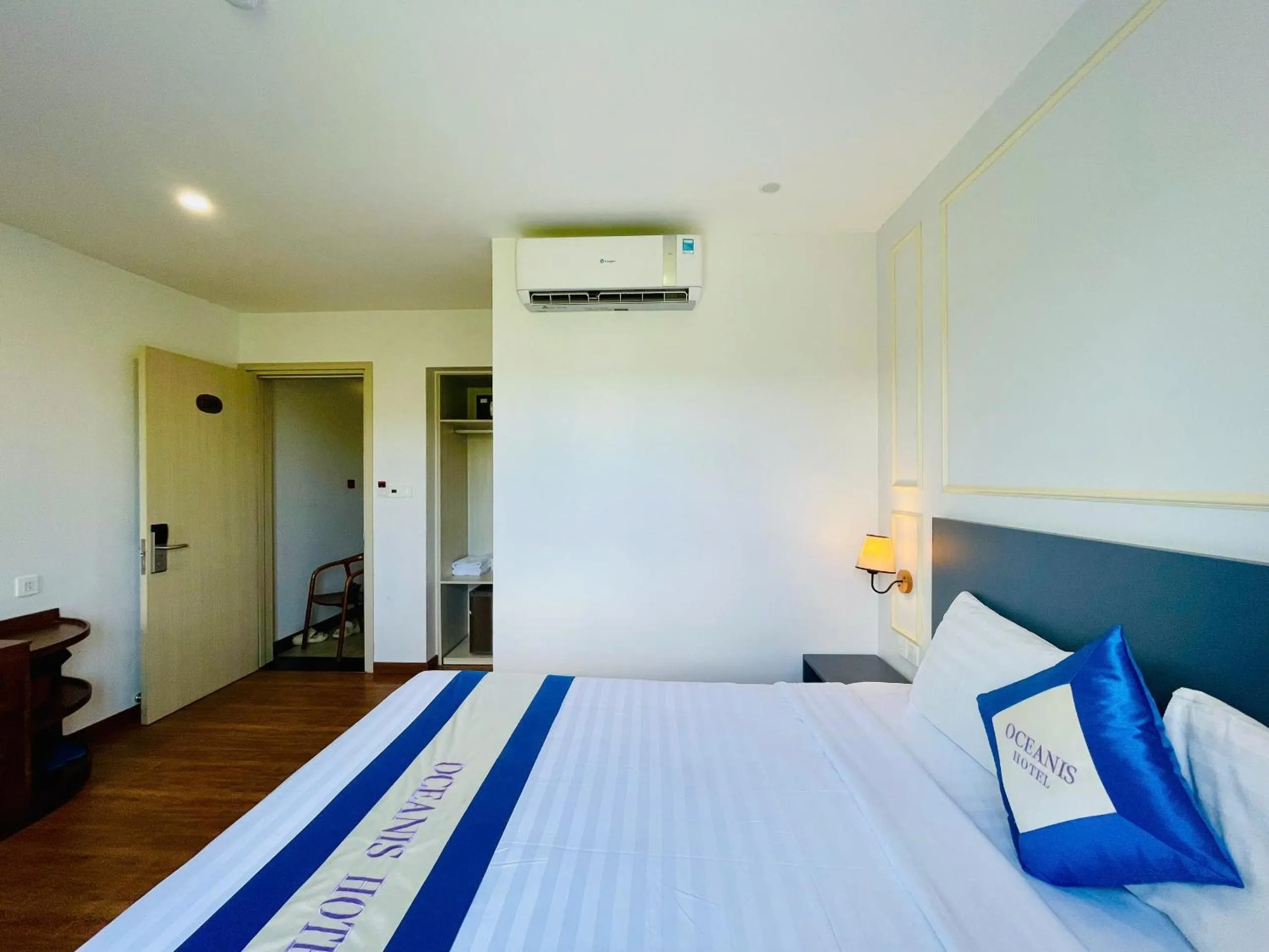 Bed in Oceanis Hotel