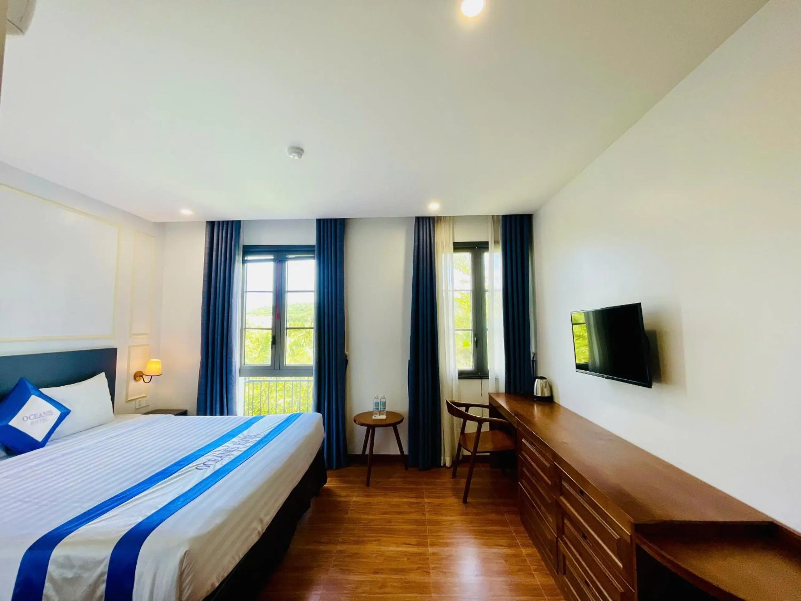 Bed in Oceanis Hotel