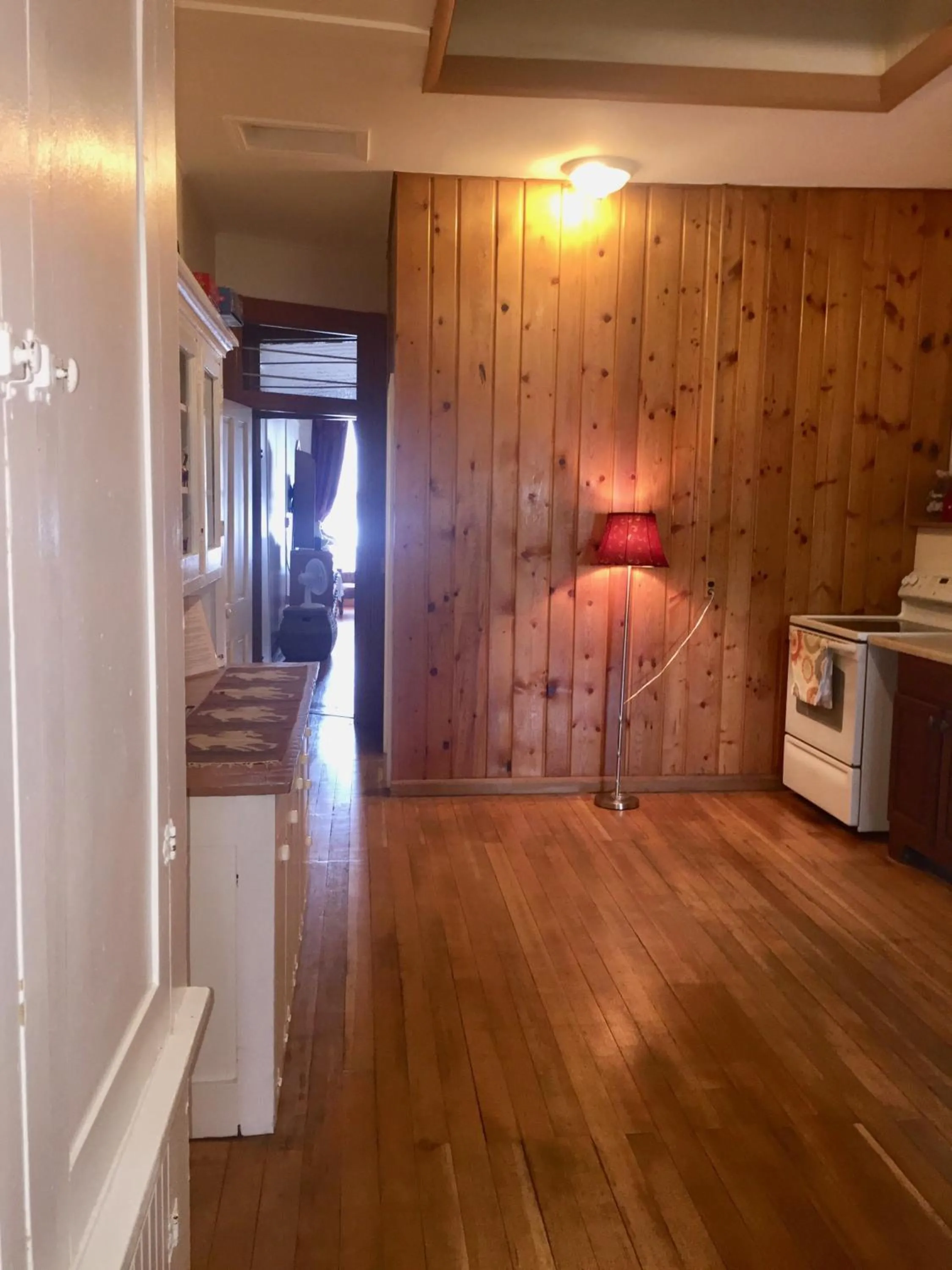 Kitchen or kitchenette in Historic Capitol Hotel Vacation Suites Downtown