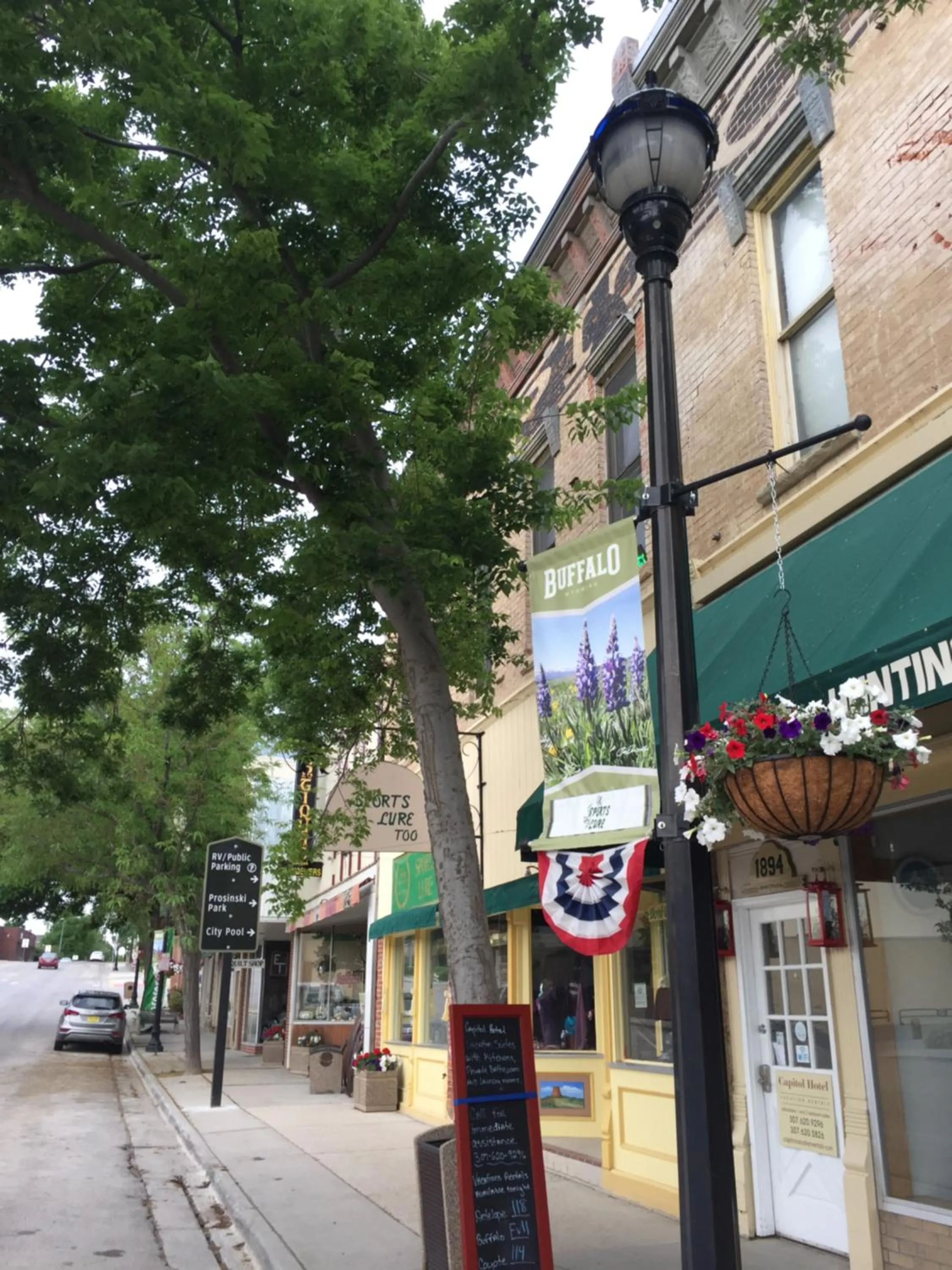 Property building in Historic Capitol Hotel Vacation Suites Downtown