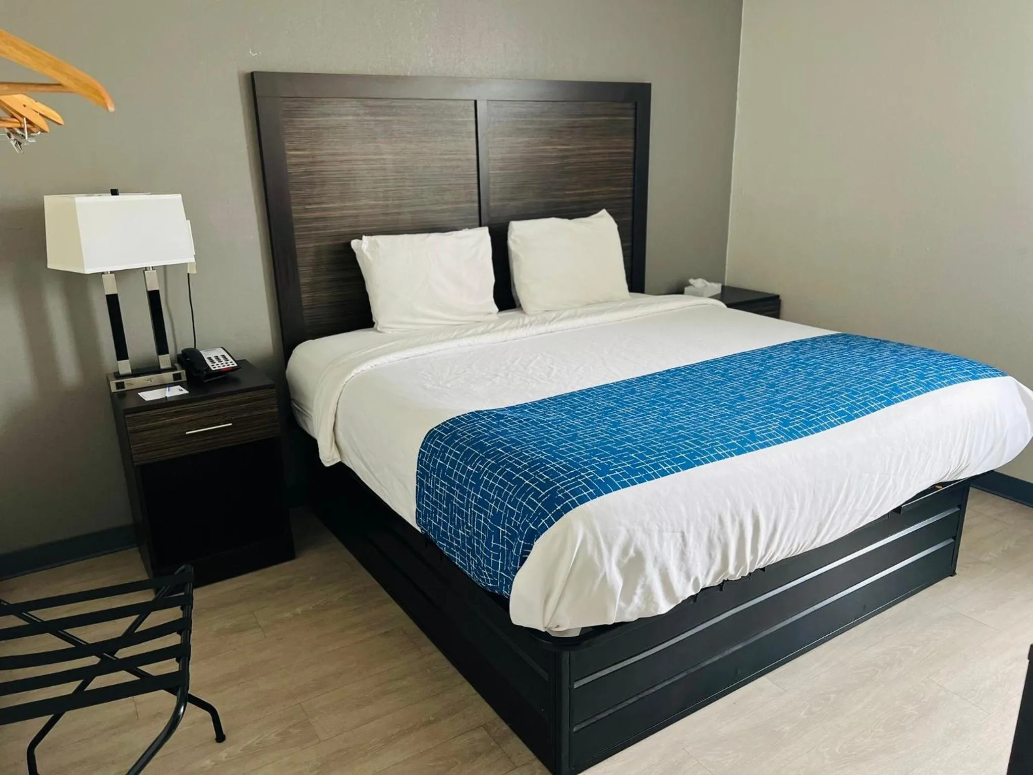 Bed in Travelodge by Wyndham Gallipolis