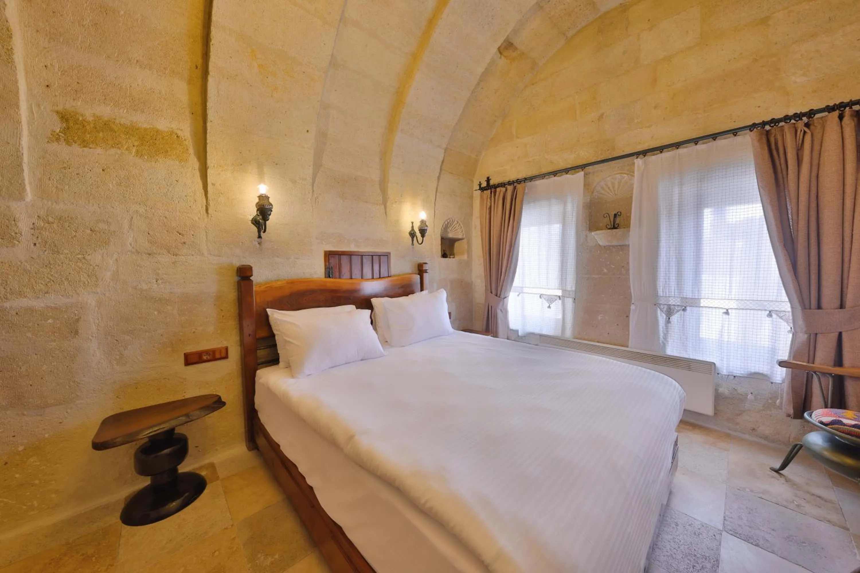 Bed in Nora Cave Hotel