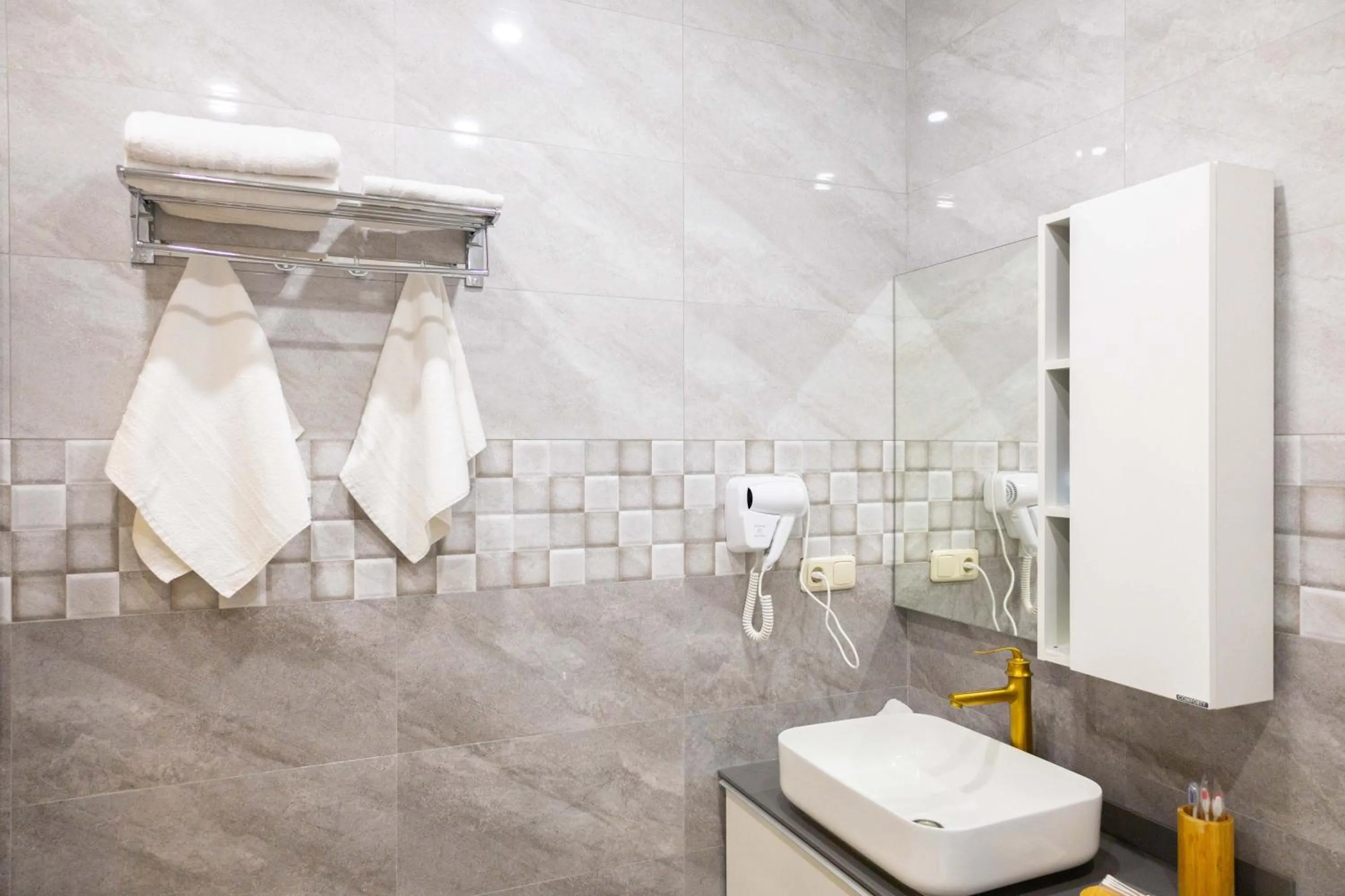 Suite - single occupancy in Colette Hotel