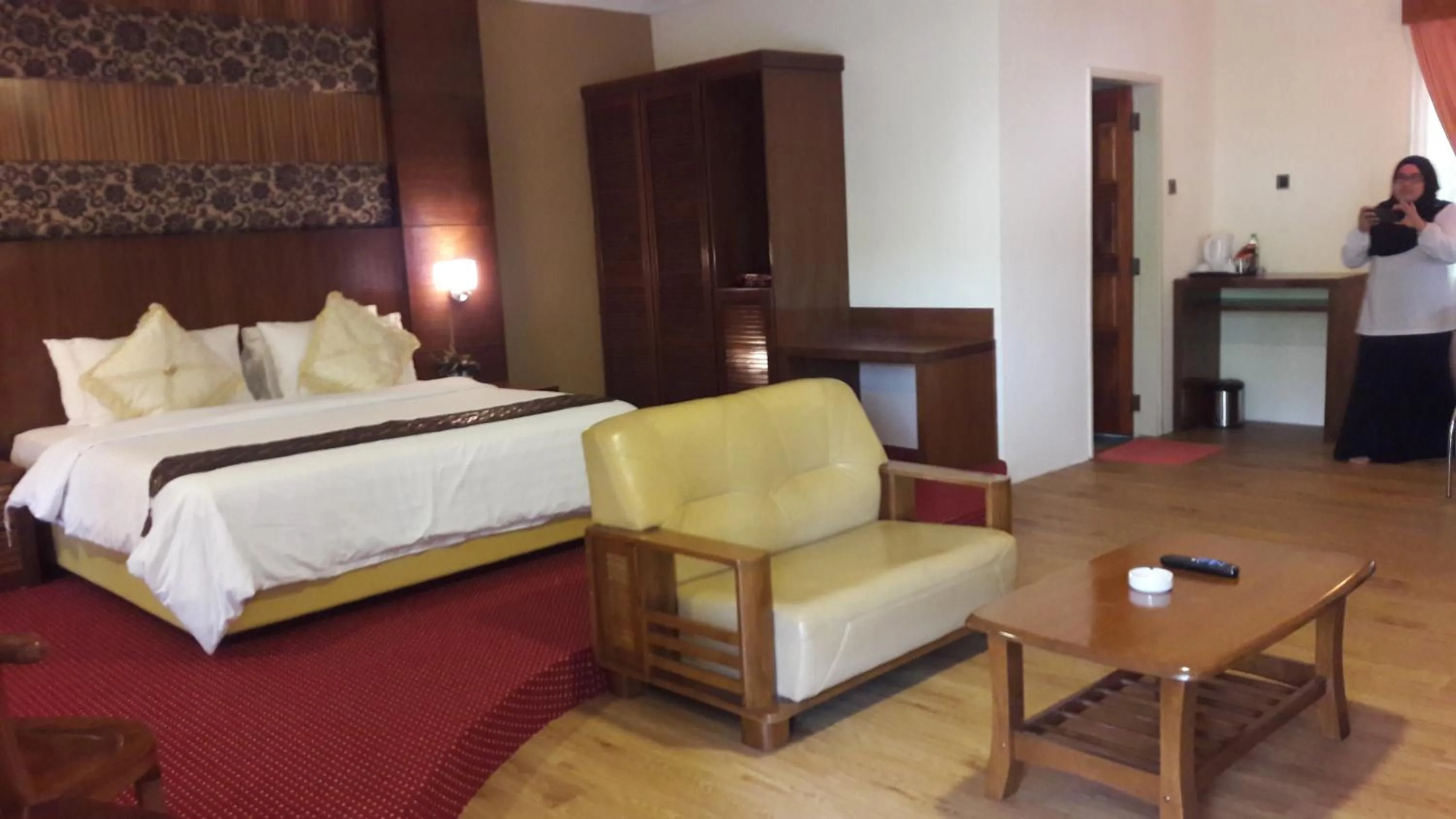 Bed in Rompin Beach Resorts