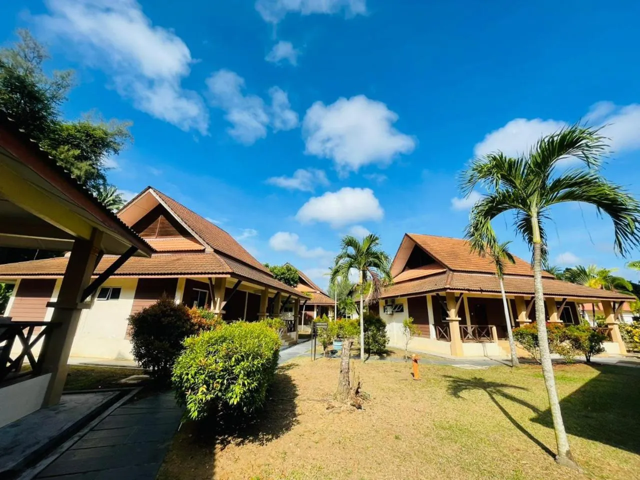 Property building in Rompin Beach Resorts