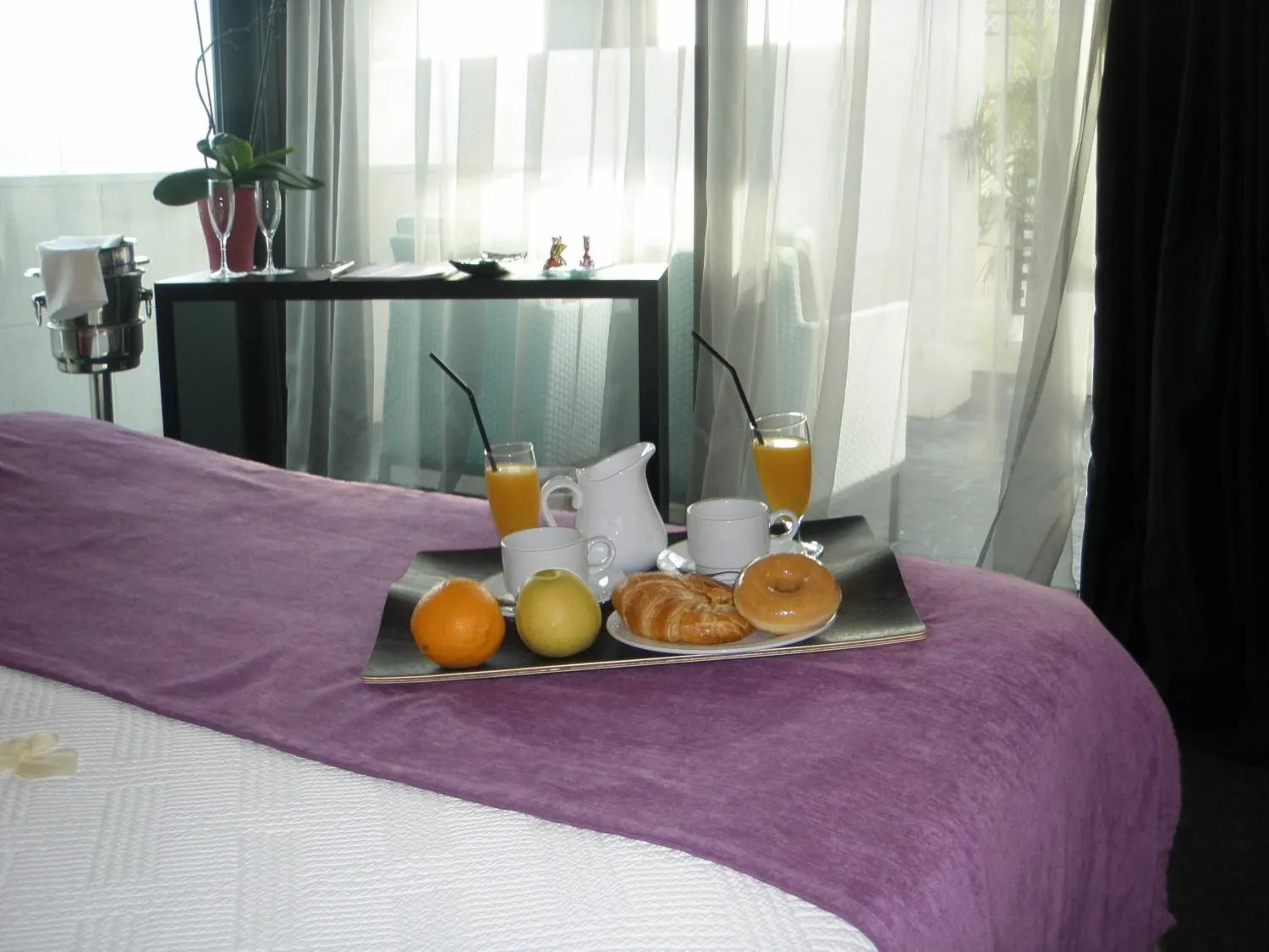 Photo of the whole room, Bed in Hotel Playa Ribera