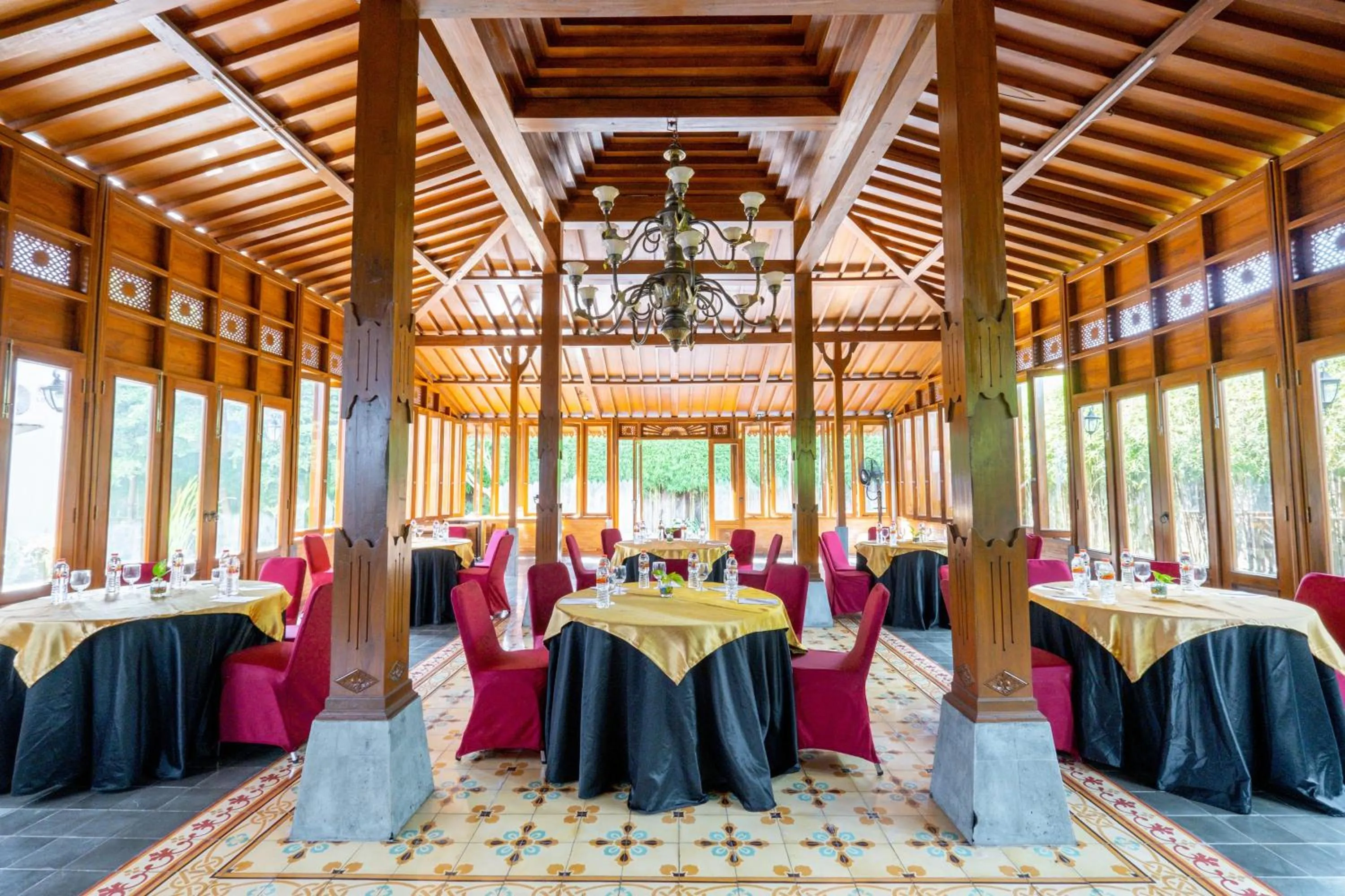 Property building in Burza Hotel Yogyakarta