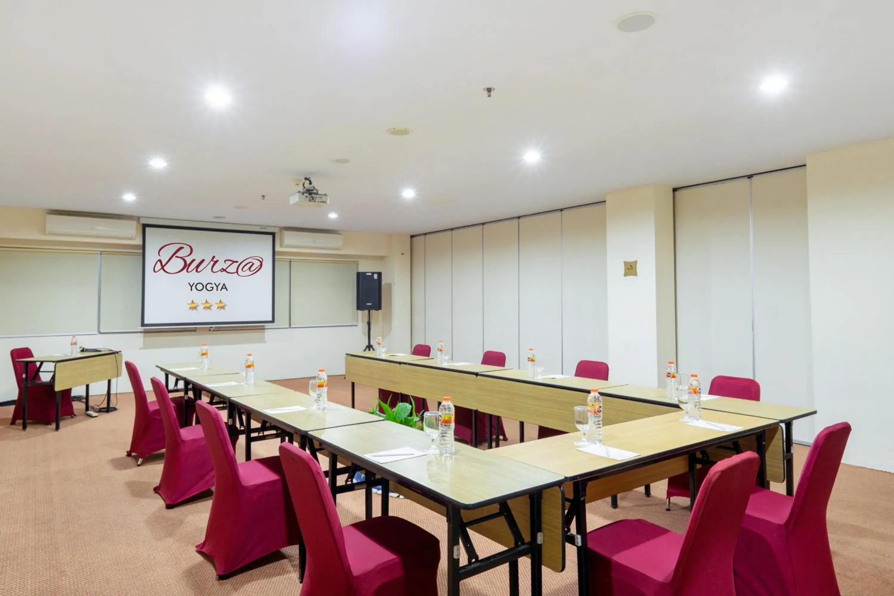 Property building in Burza Hotel Yogyakarta