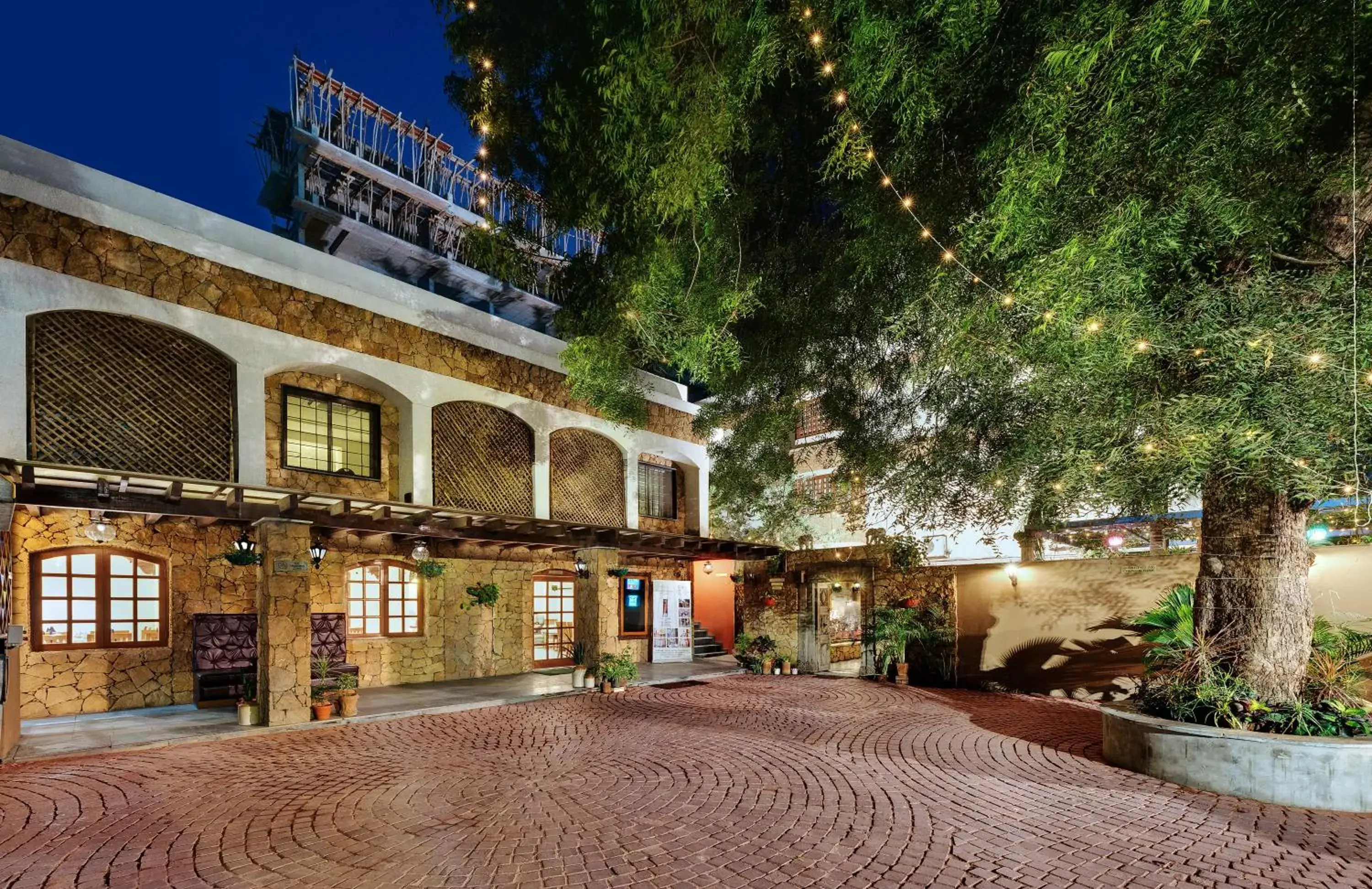 Facade/entrance in WelcomHeritage Mani Mansion Facade/entrance in WelcomHeritage Mani Mansion