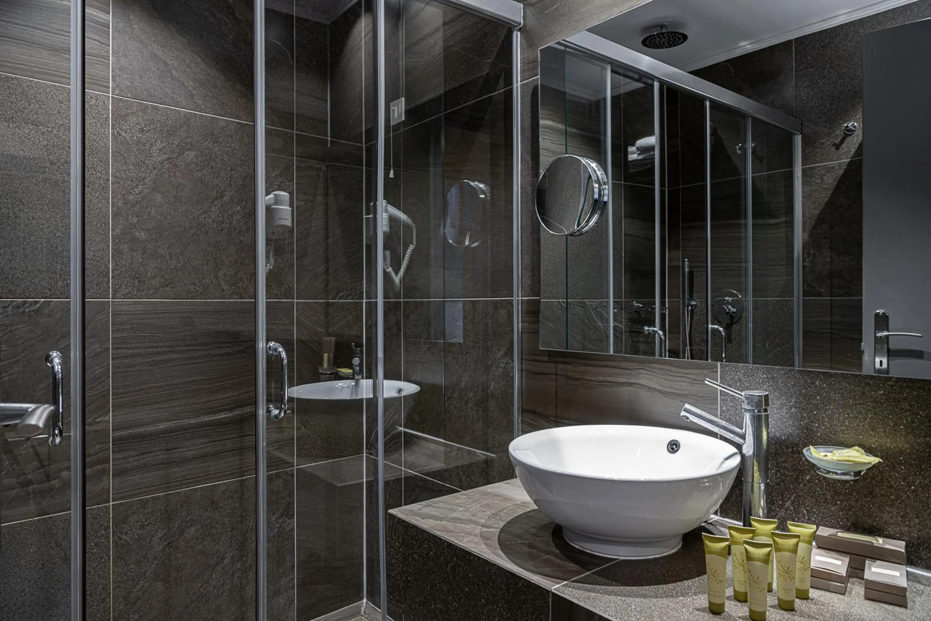 Shower in Elia Agia Marina Hotel