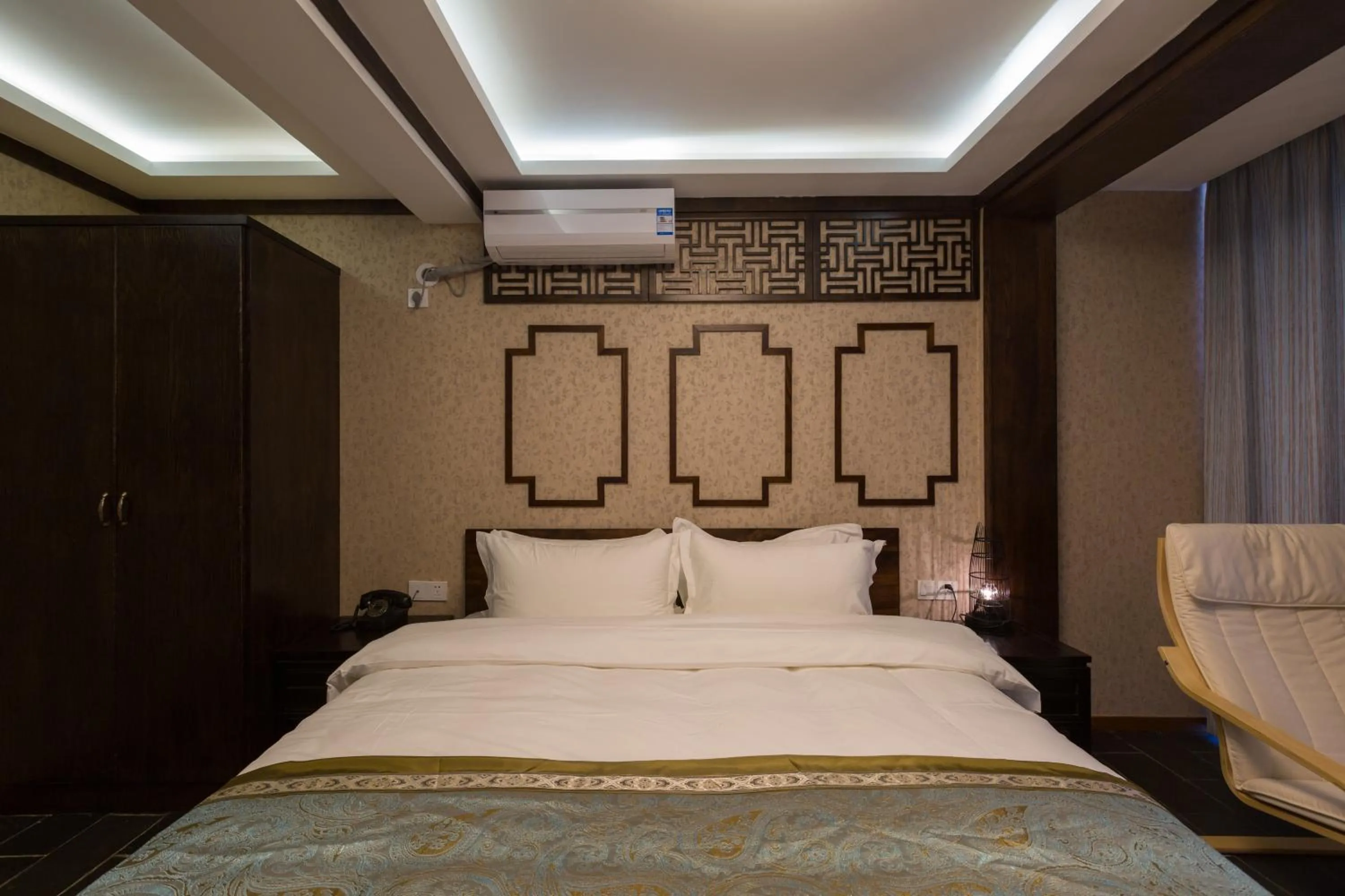 Bedroom in Moon Flower Hotel