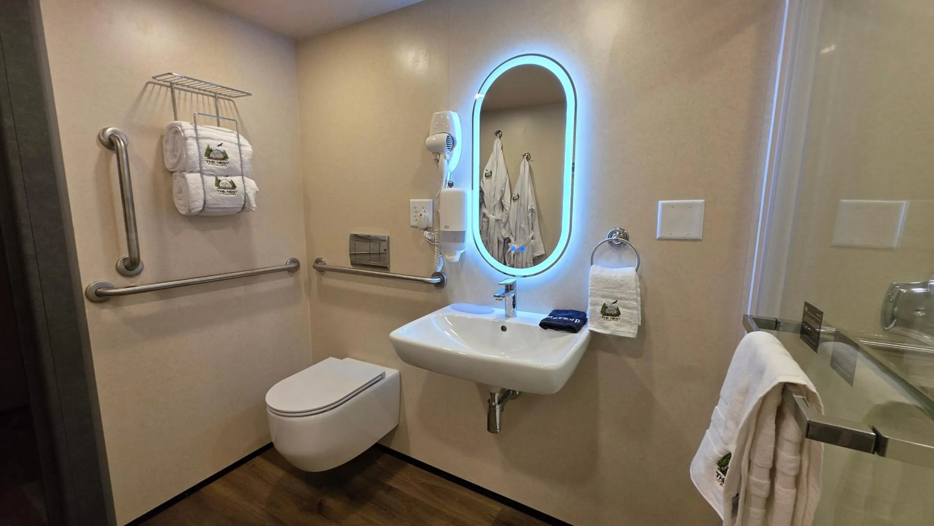 Shower in The Nest at Black Hawk