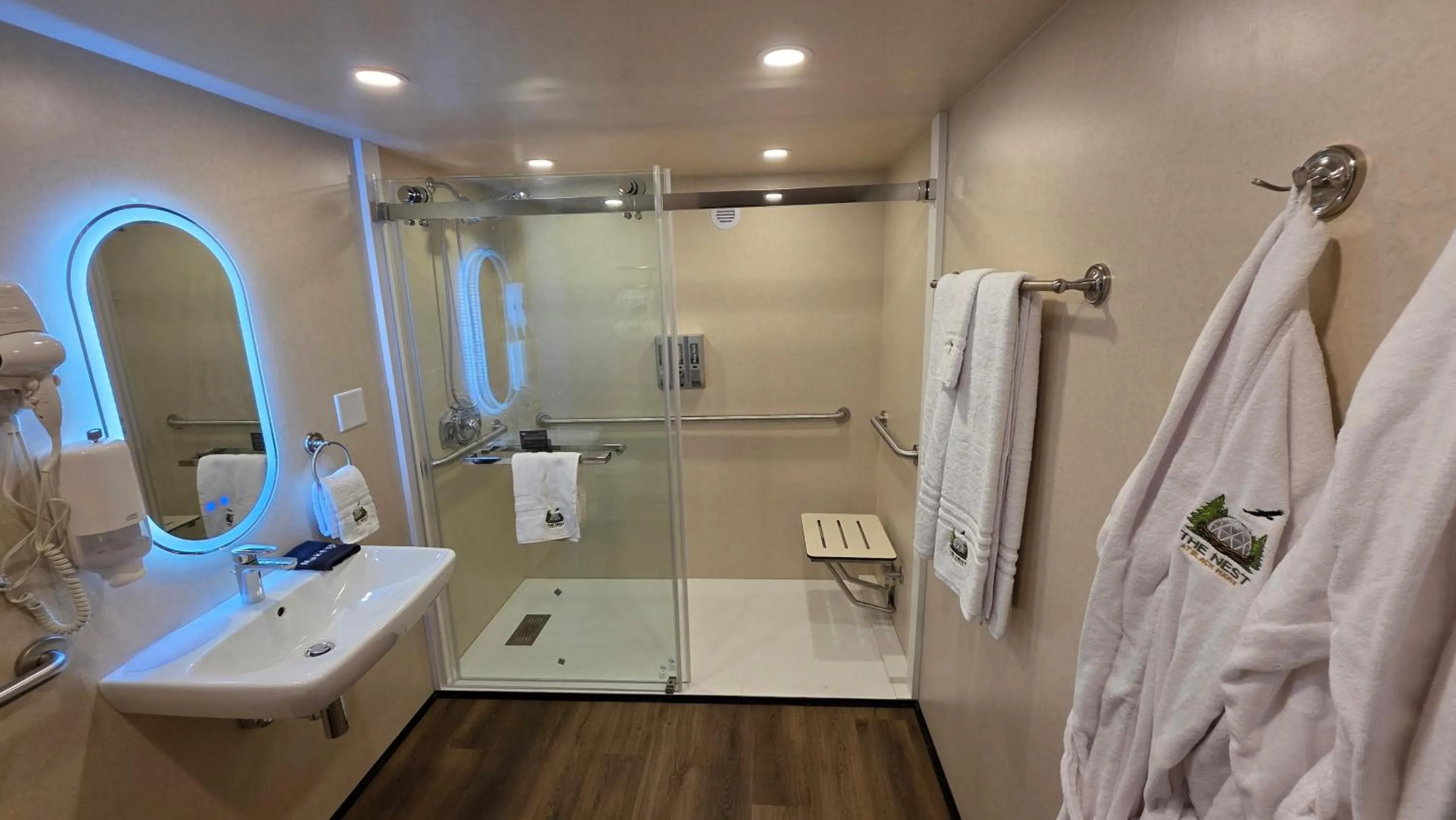 Shower in The Nest at Black Hawk