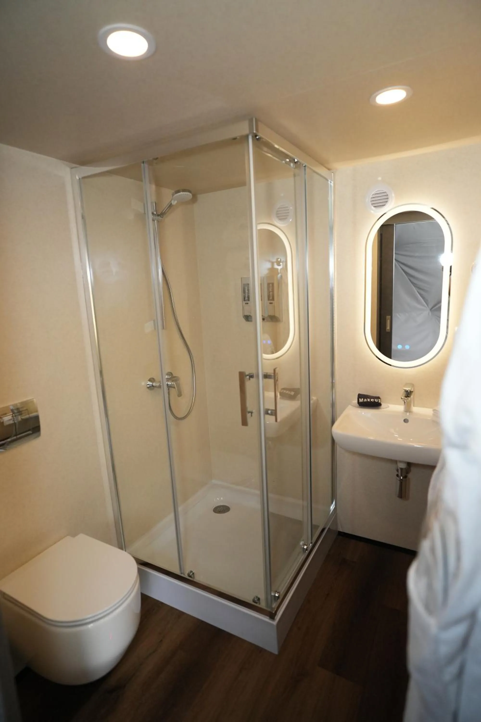 Shower in The Nest at Black Hawk