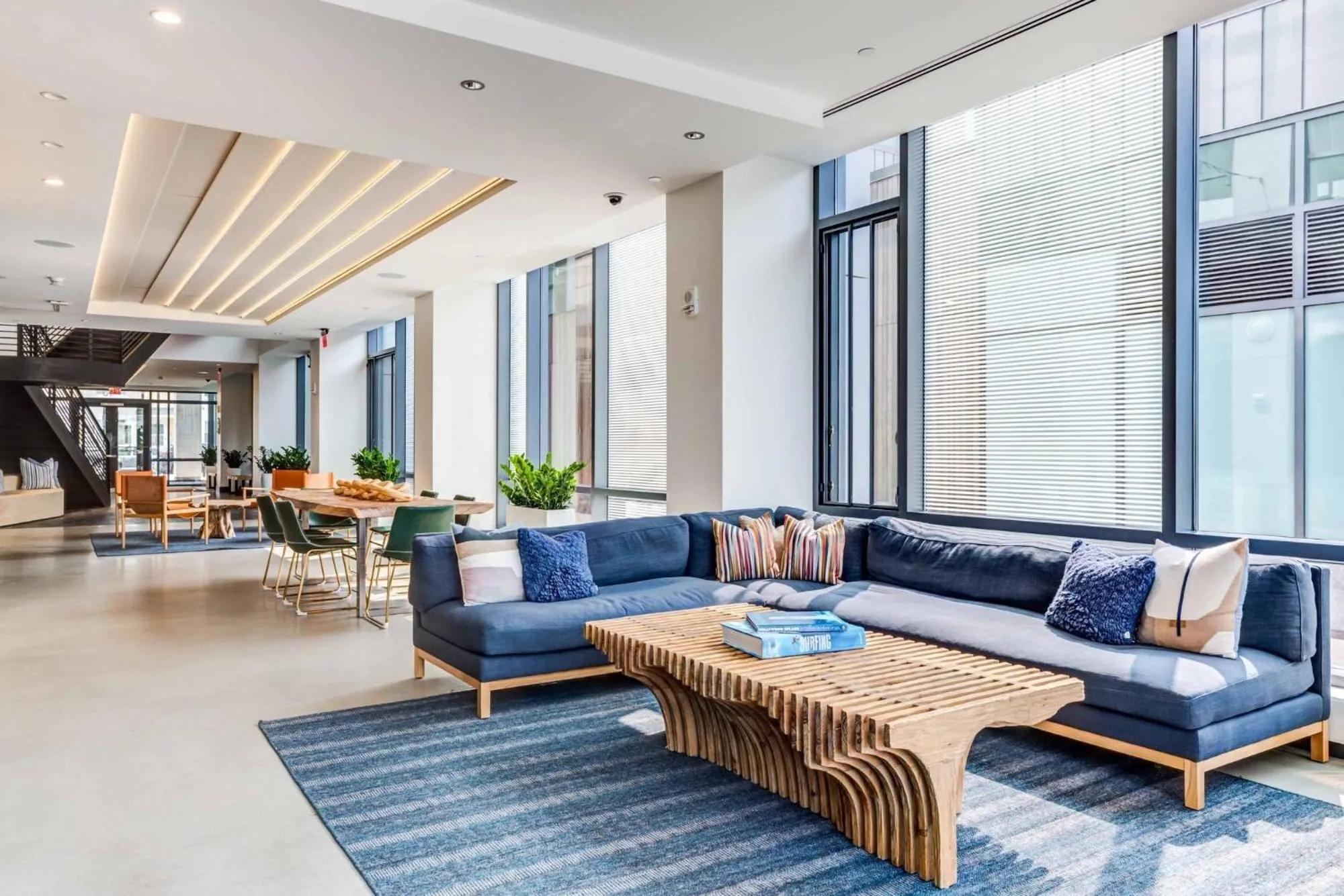 Seating area in Luxury Apartments by Hyatus Downtown Boston